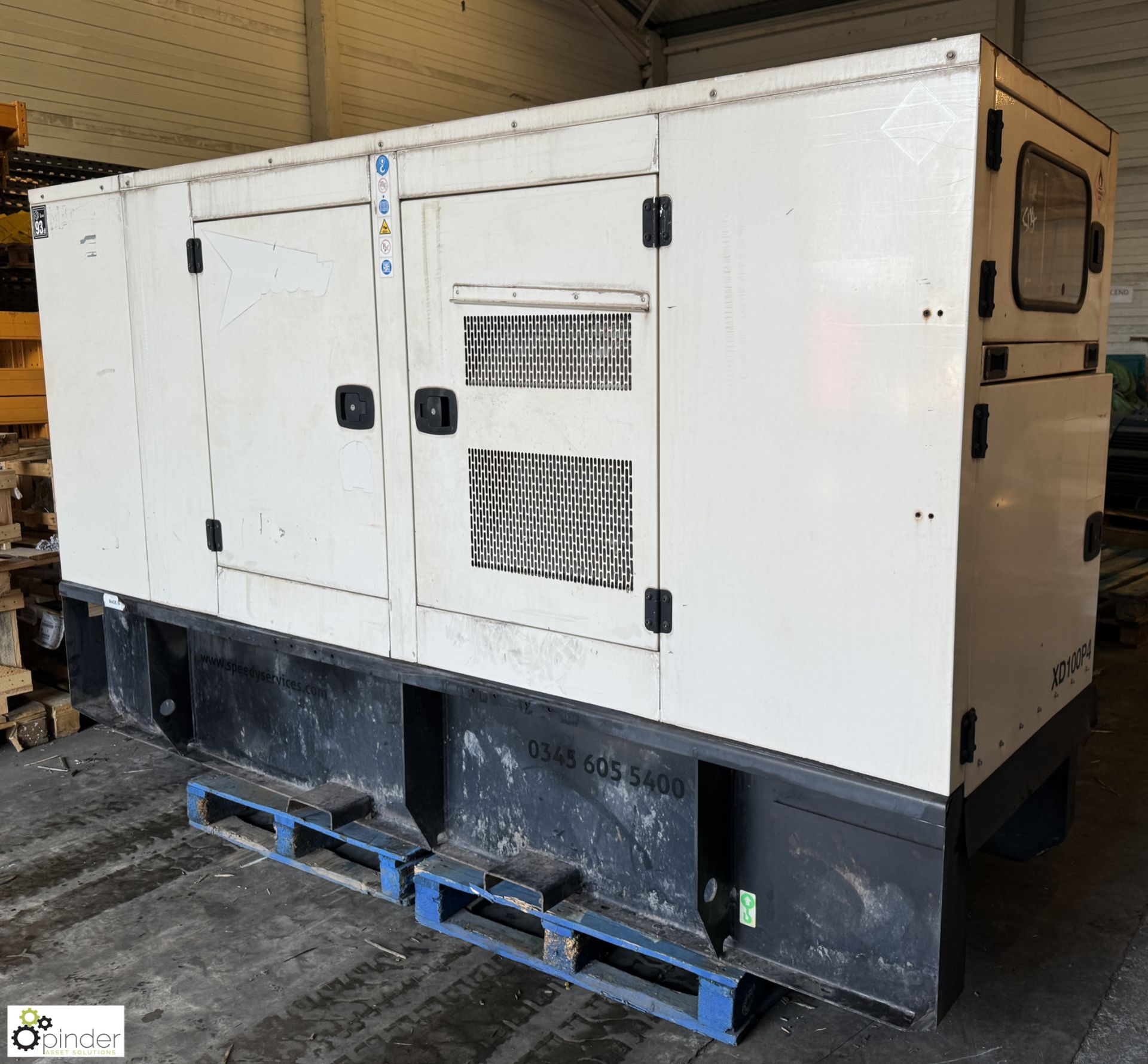 FG Wilson XD100 P4 skid mounted Generator, 100kva, 3 x 415volts outlets, 3 x 240volts outlets, Leroy - Image 3 of 13