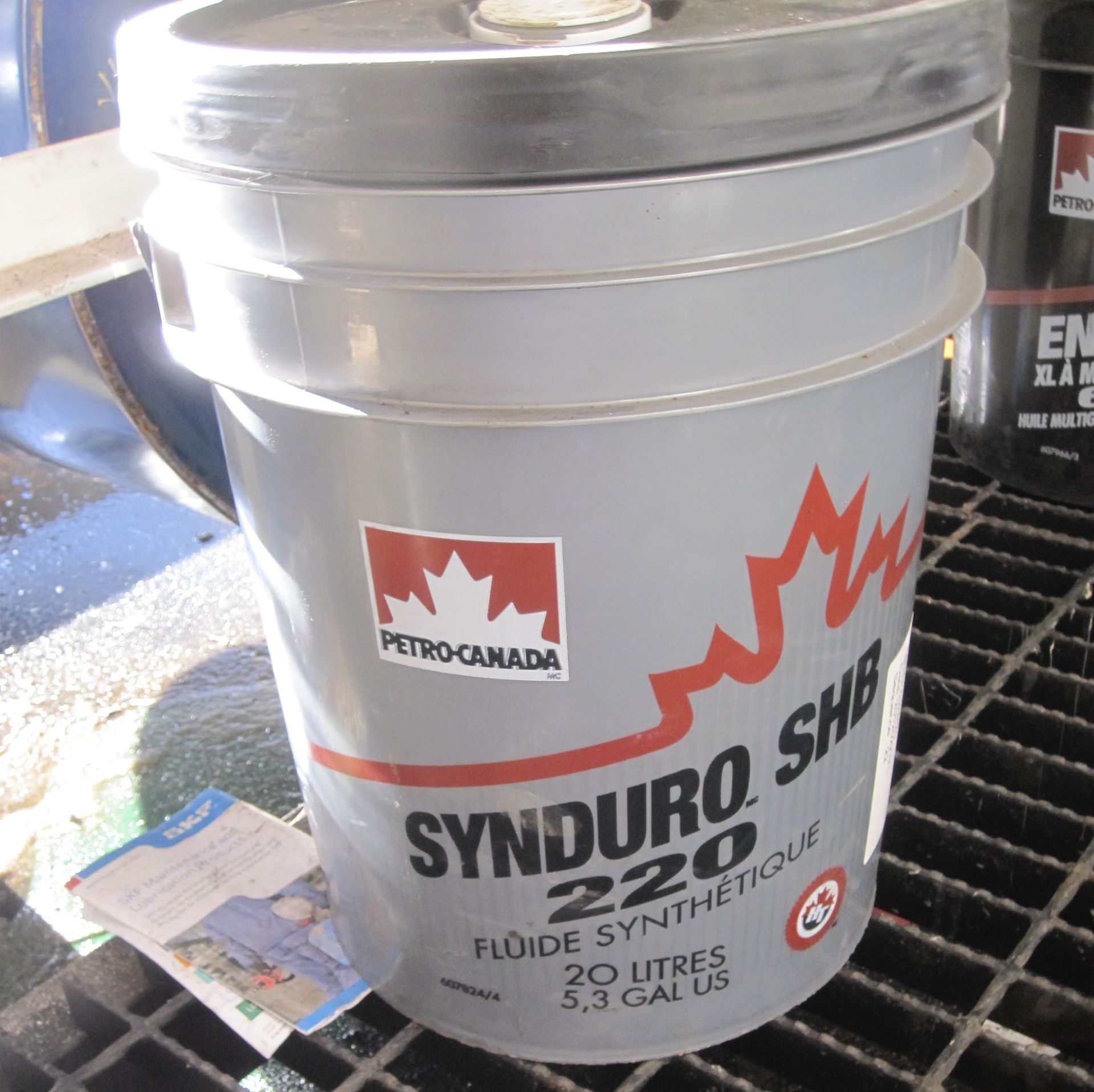 20/25litre drum Petro-Canada Synduro SHB 220 Synthetic Gear Oil (drum NN) (LOCATION: Nottingham – - Image 2 of 3