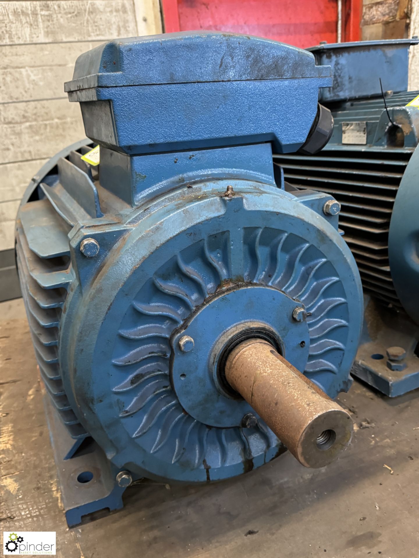 Universal Motors UM3C250M4 Electric Motor, 55kw, 1485rpm (LOCATION: Carlisle – collection Tuesday 19 - Image 2 of 5