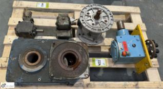 4 various Gearboxes and Electric Clutch (LOCATION: Carlisle – collection Tuesday 19 March and