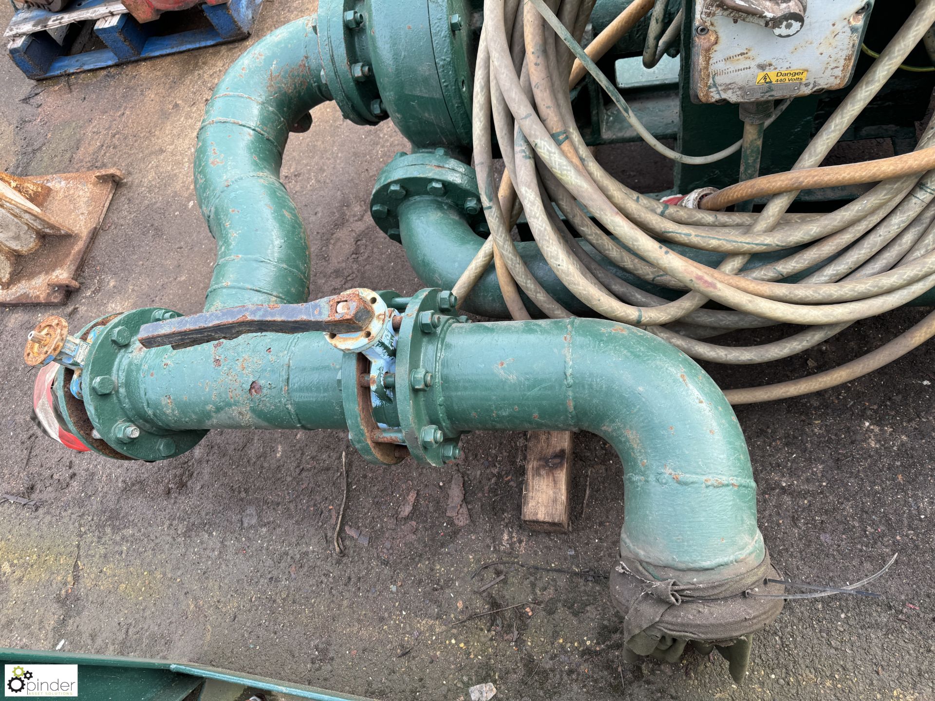 Pump Set with Mission pump and 37kw motor (LOCATION: Nottingham – collection Monday 18 March and - Bild 4 aus 10