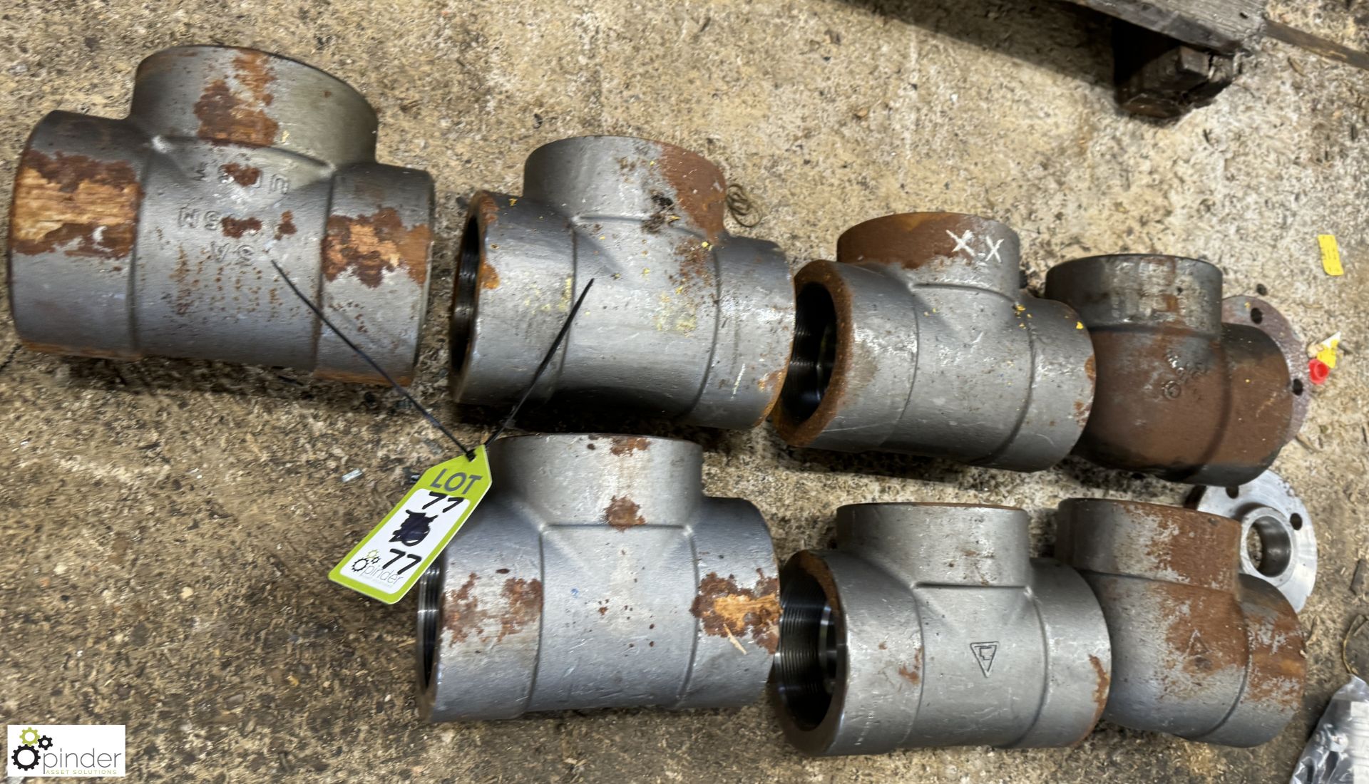 5 SA A105N UDSF T Joints, and 2 Bends, 4in, unused (LOCATION: Nottingham – collection Monday 18 - Bild 5 aus 6