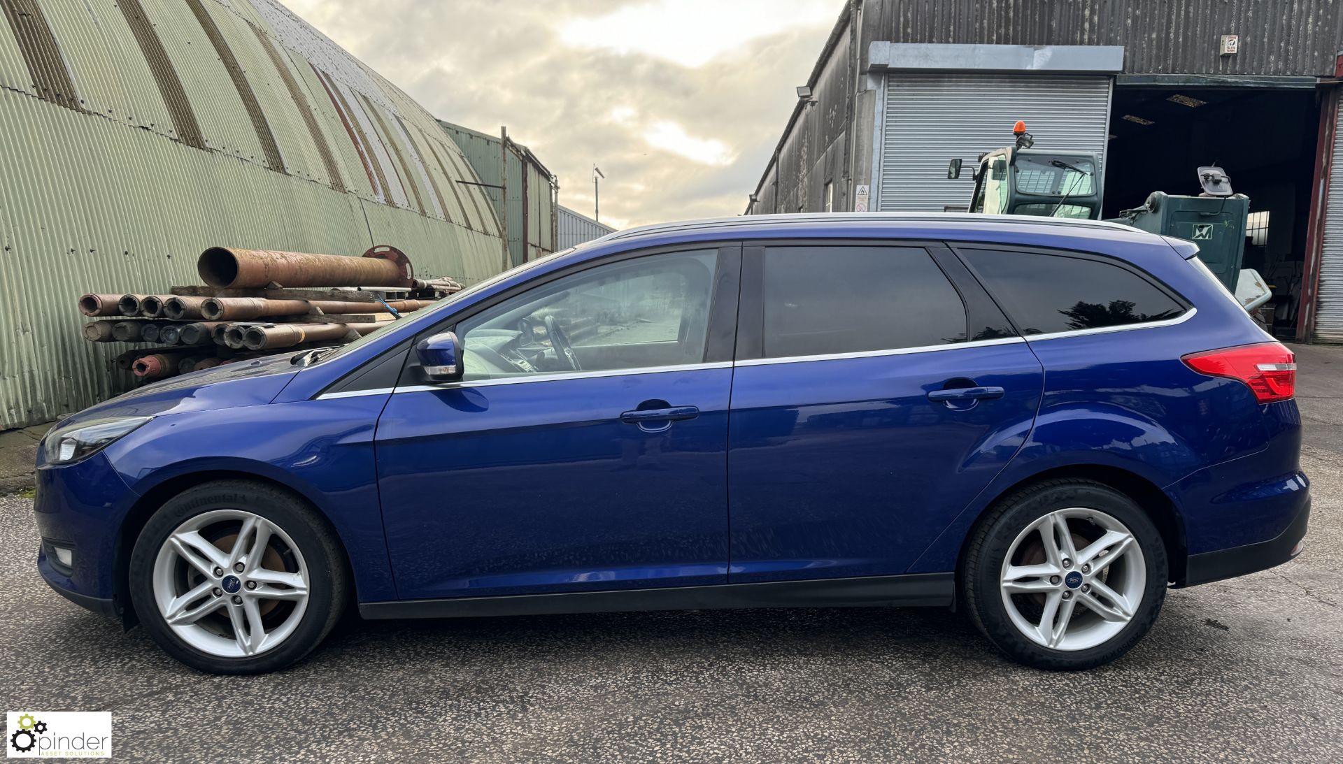 Ford Focus Zetec TDCI Estate, diesel, manual, 1499cc, registration FH15 GWK, date of registration 24 - Image 4 of 23