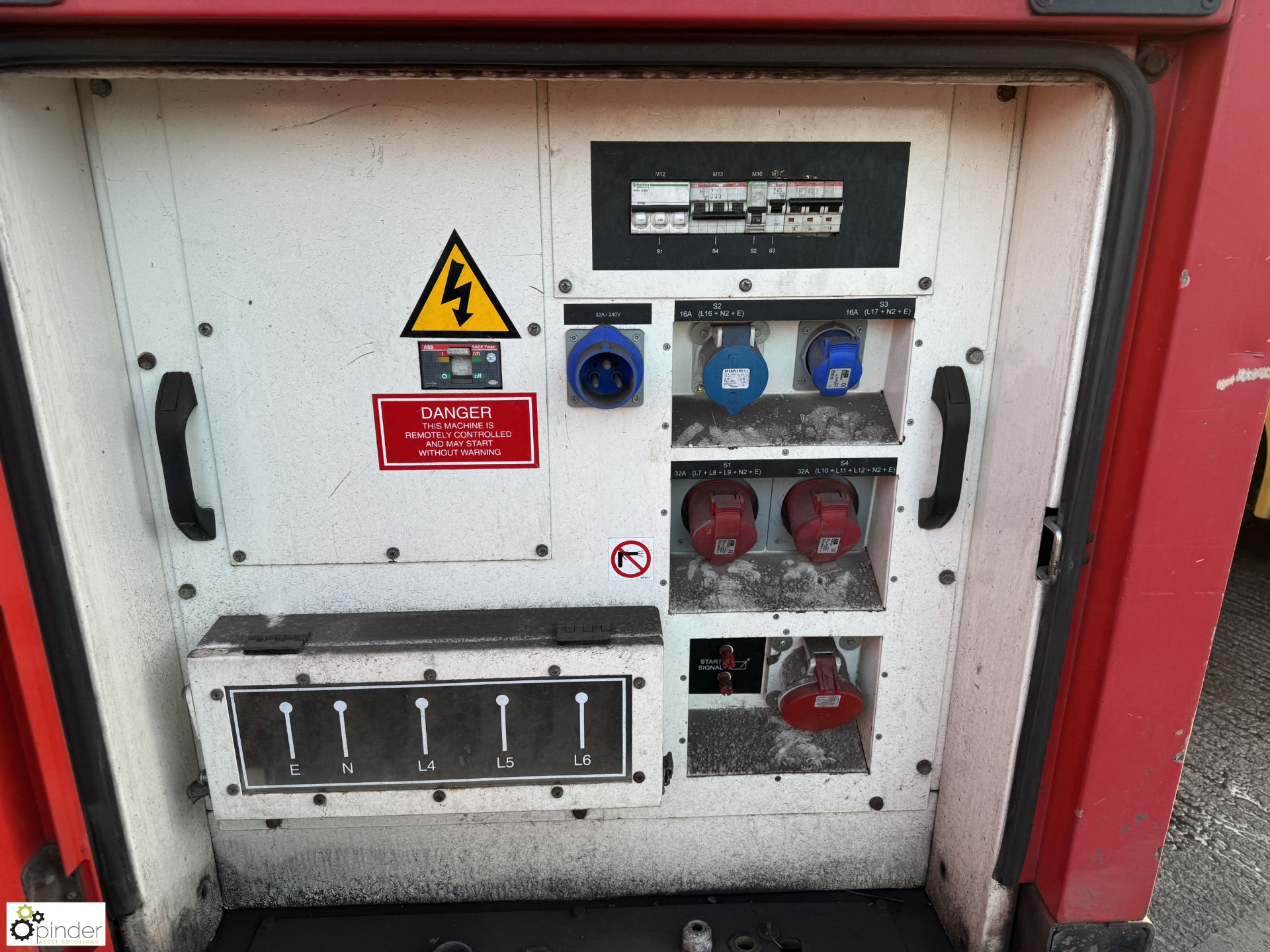 FG Wilson XD60P skid mounted containerised Generator Set, 60kva, 3 x 415volts outlets, 3 x - Image 6 of 13