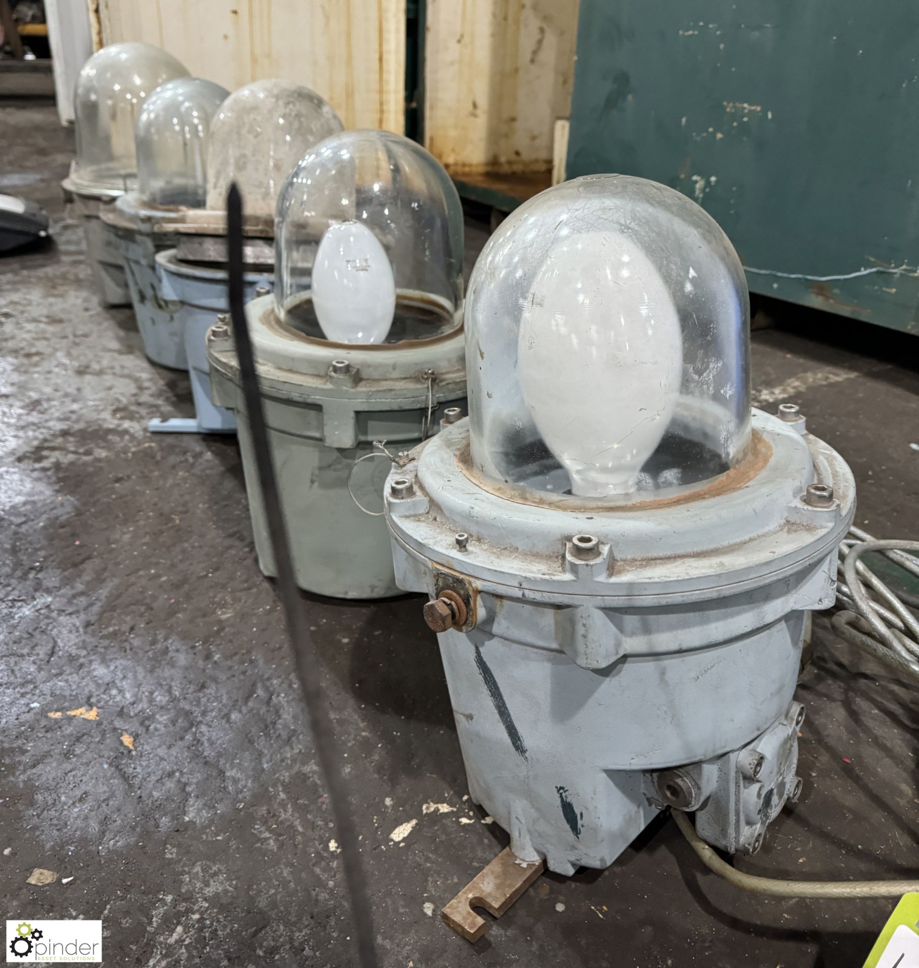 5 flameproof Light Fittings, used (LOCATION: Nottingham – collection Monday 18 March and Tuesday - Image 2 of 6
