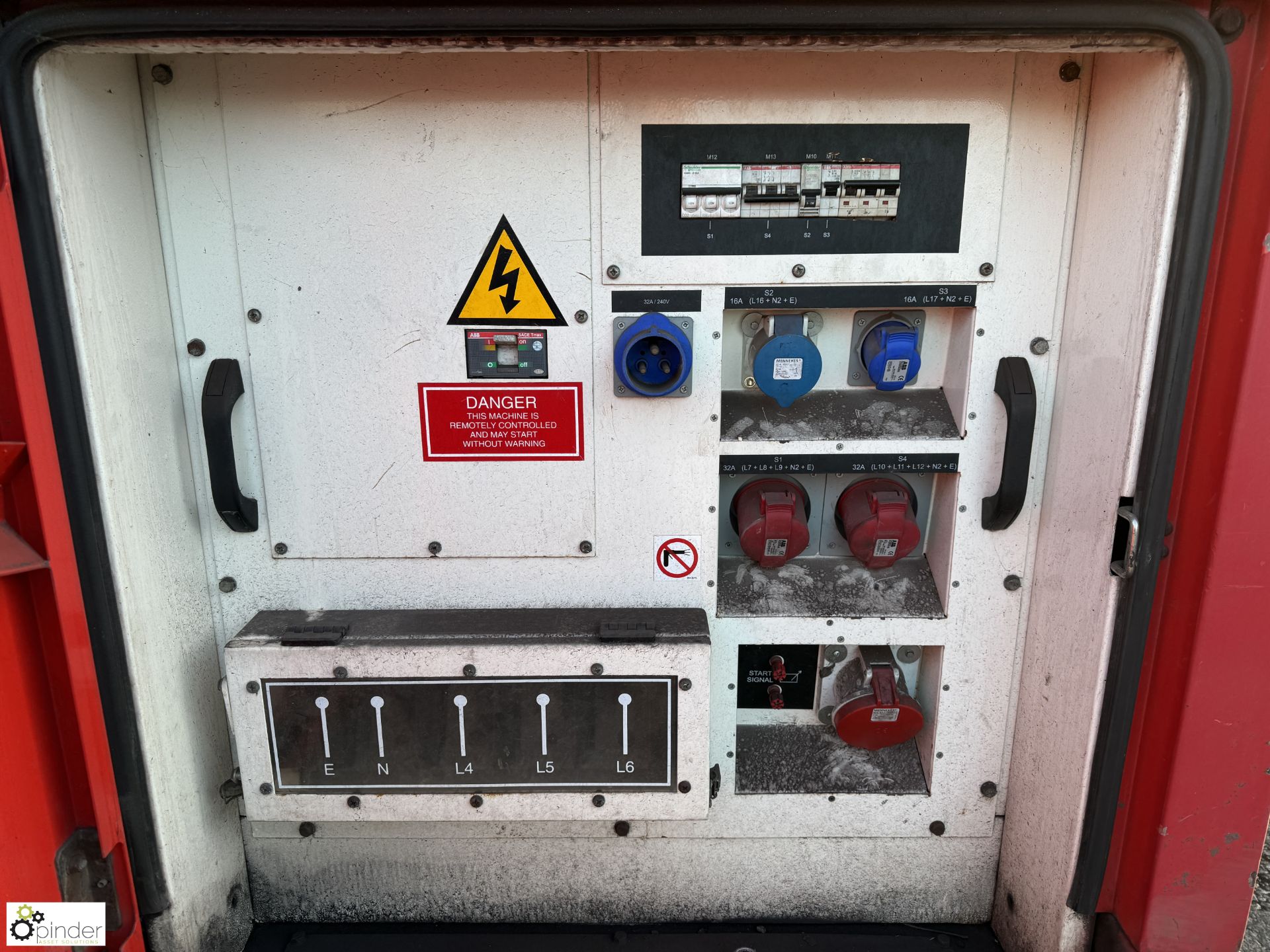 FG Wilson XD60P skid mounted containerised Generator Set, 60kva, 3 x 415volts outlets, 3 x - Image 4 of 13