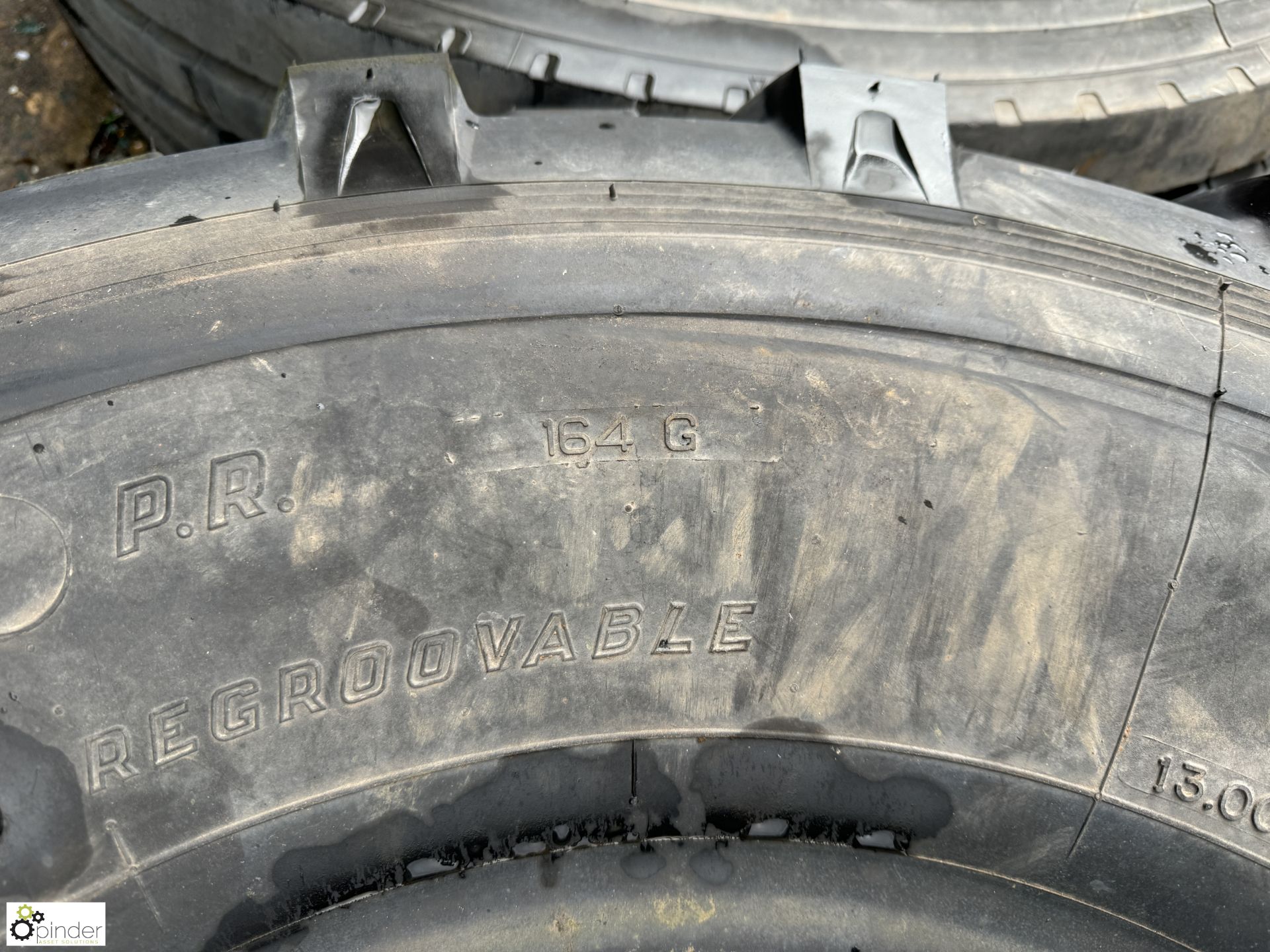 Firestone 13.00R2014.75/80 Tyre (LOCATION: Nottingham – collection Monday 18 March and Tuesday 19 - Image 5 of 7