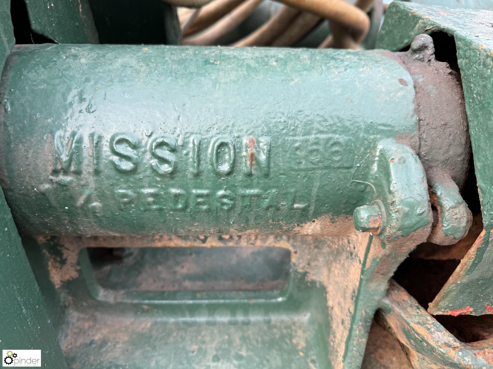 Pump Set with Mission pump and 37kw motor (LOCATION: Nottingham – collection Monday 18 March and - Bild 9 aus 10