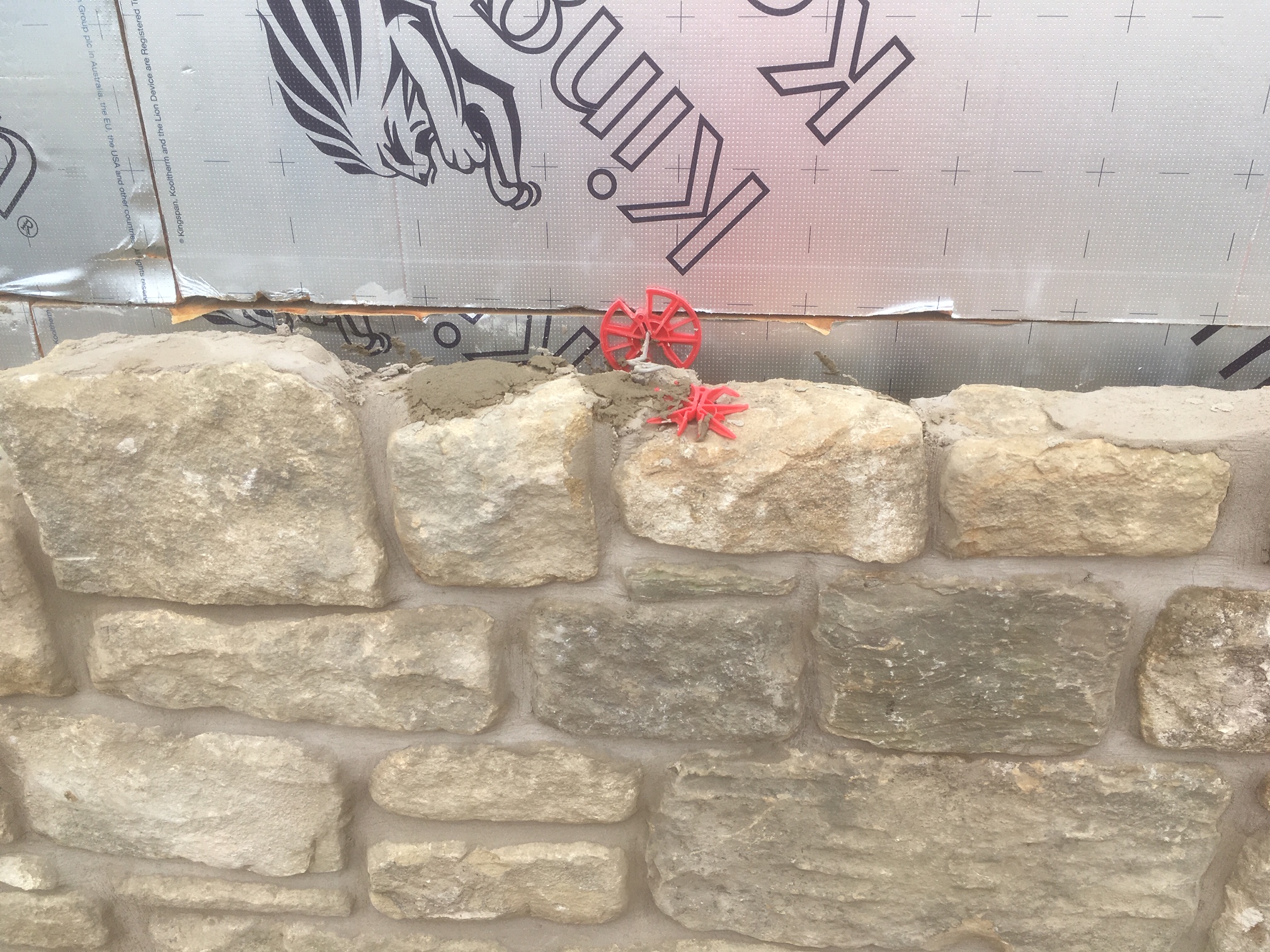 5 bulk bags reclaimed random Yorkshire Walling Stone, each bag comprising 3.3m² (4 square yards), - Image 2 of 16