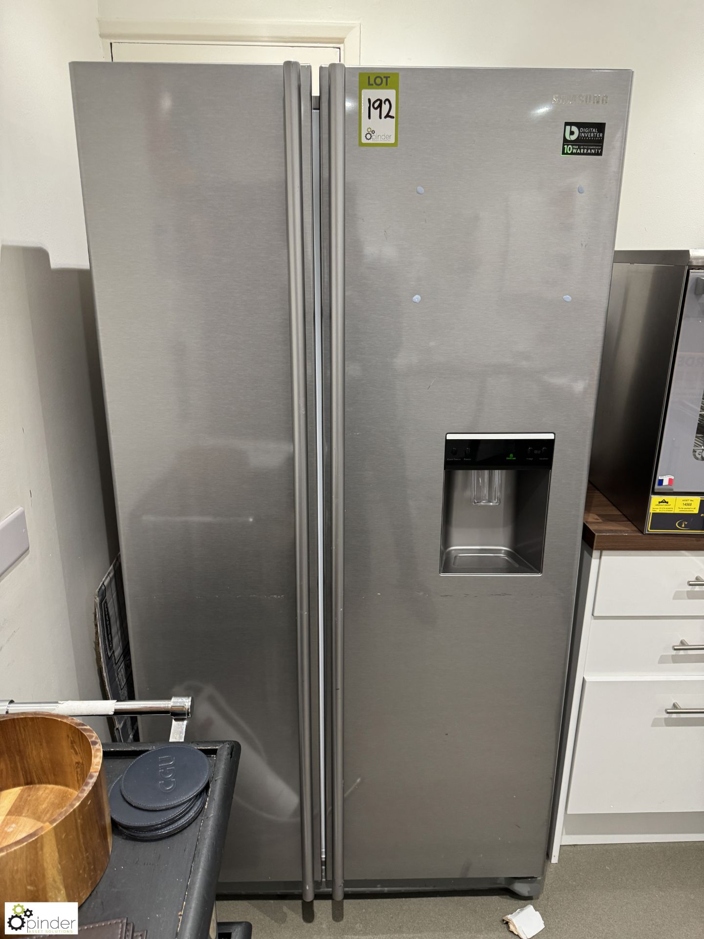 Samsung RSA1 RTMG double door Fridge Freezer, with ice dispenser, 240volts (location in building - - Image 2 of 7