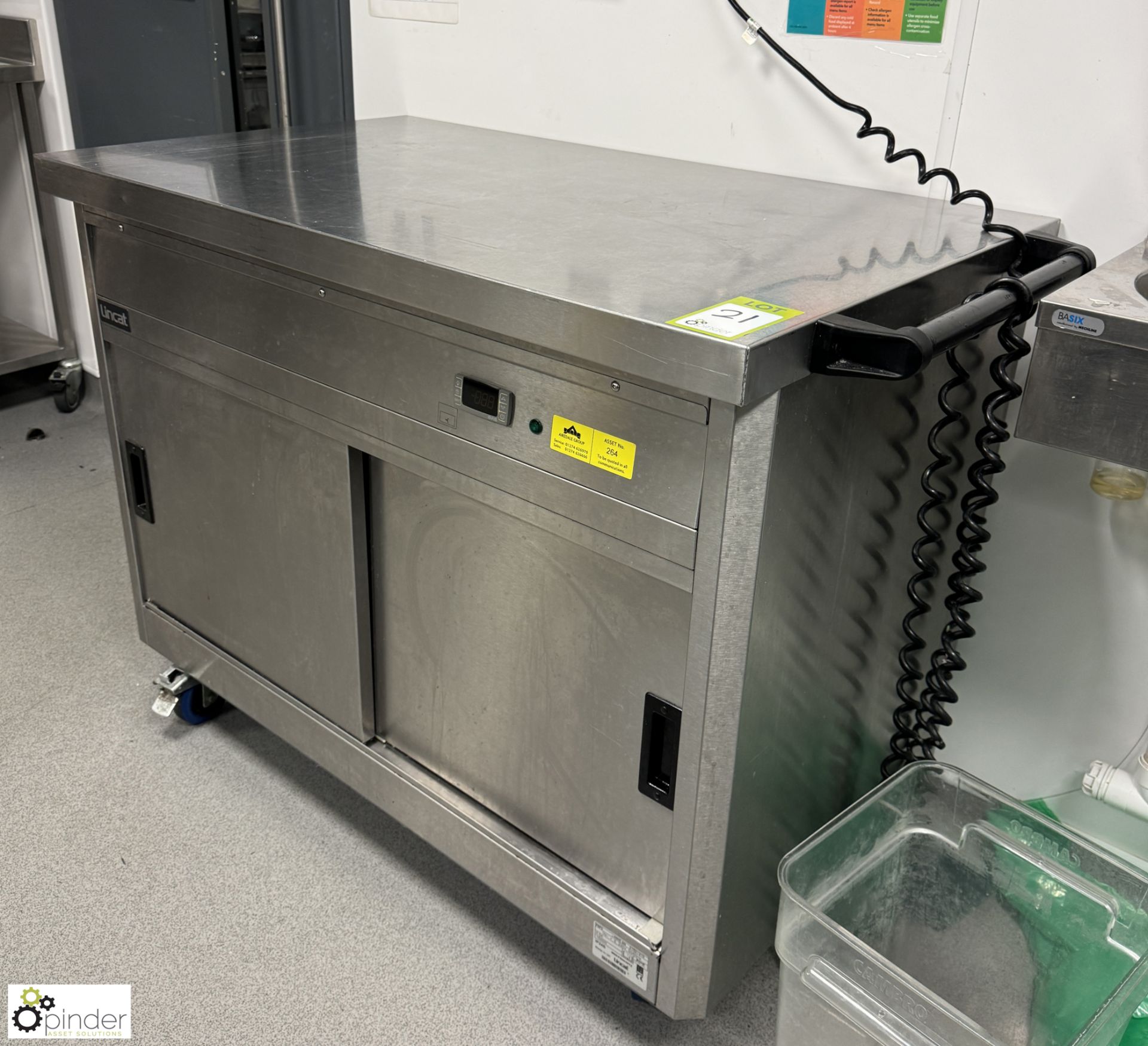 Lincat stainless steel mobile Heated Cupboard, 240volts, 1225mm x 670mm x 900mm (location in - Image 4 of 5