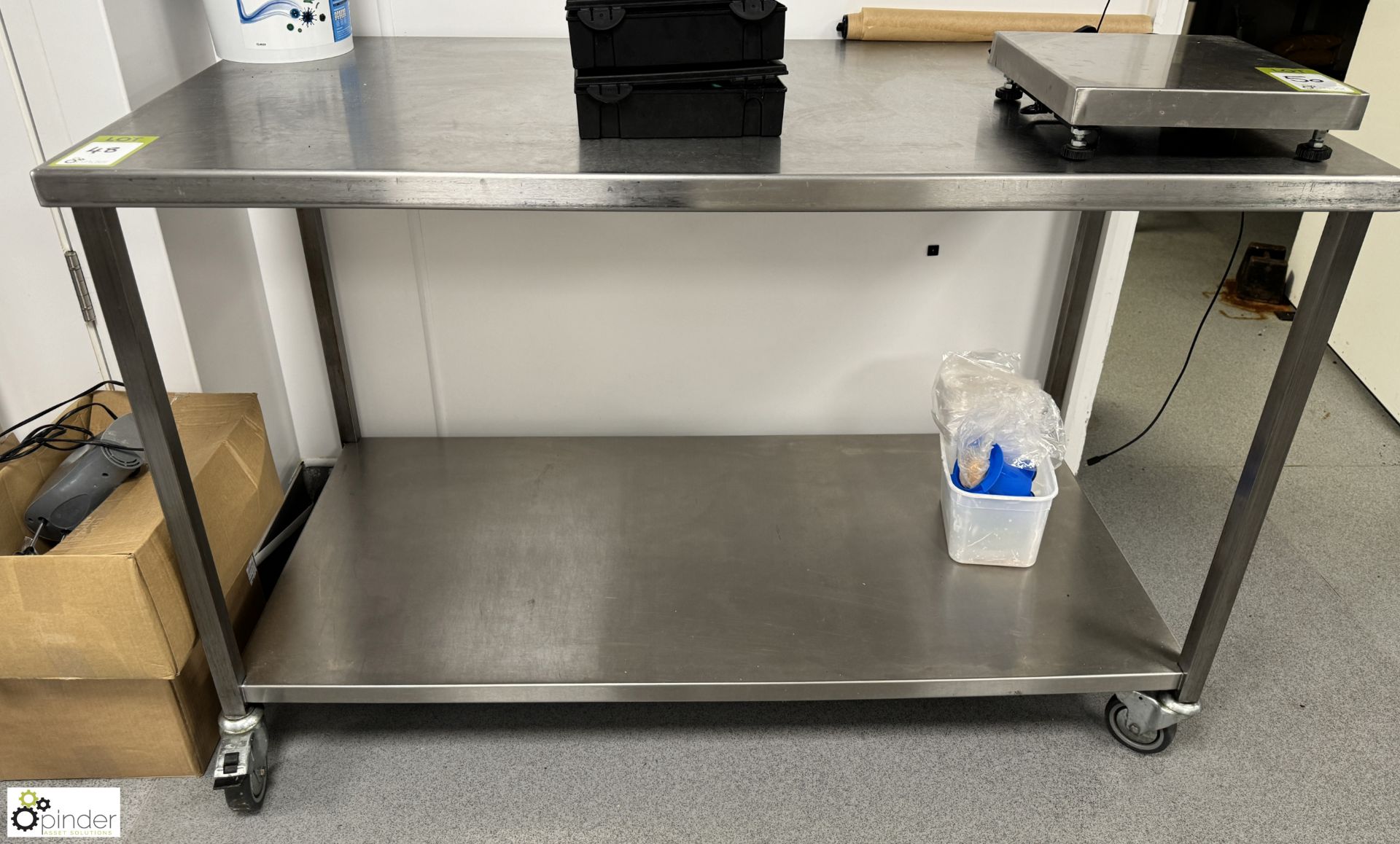 Stainless steel mobile Preparation Table, 1400mm x 700mm x 900mm, with under shelf (location in