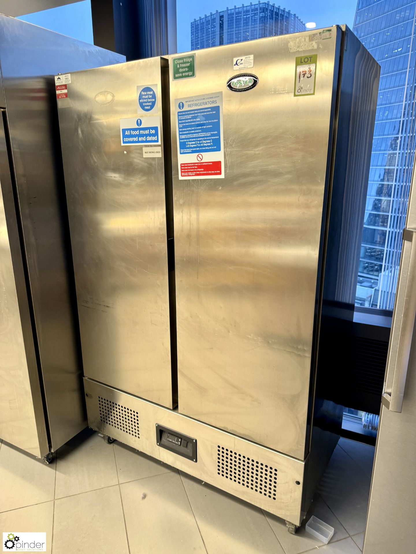 Foster FSL800H stainless steel mobile double door Fridge, 1200mm x 680mm x 1880mm, 240volts ( - Image 2 of 5
