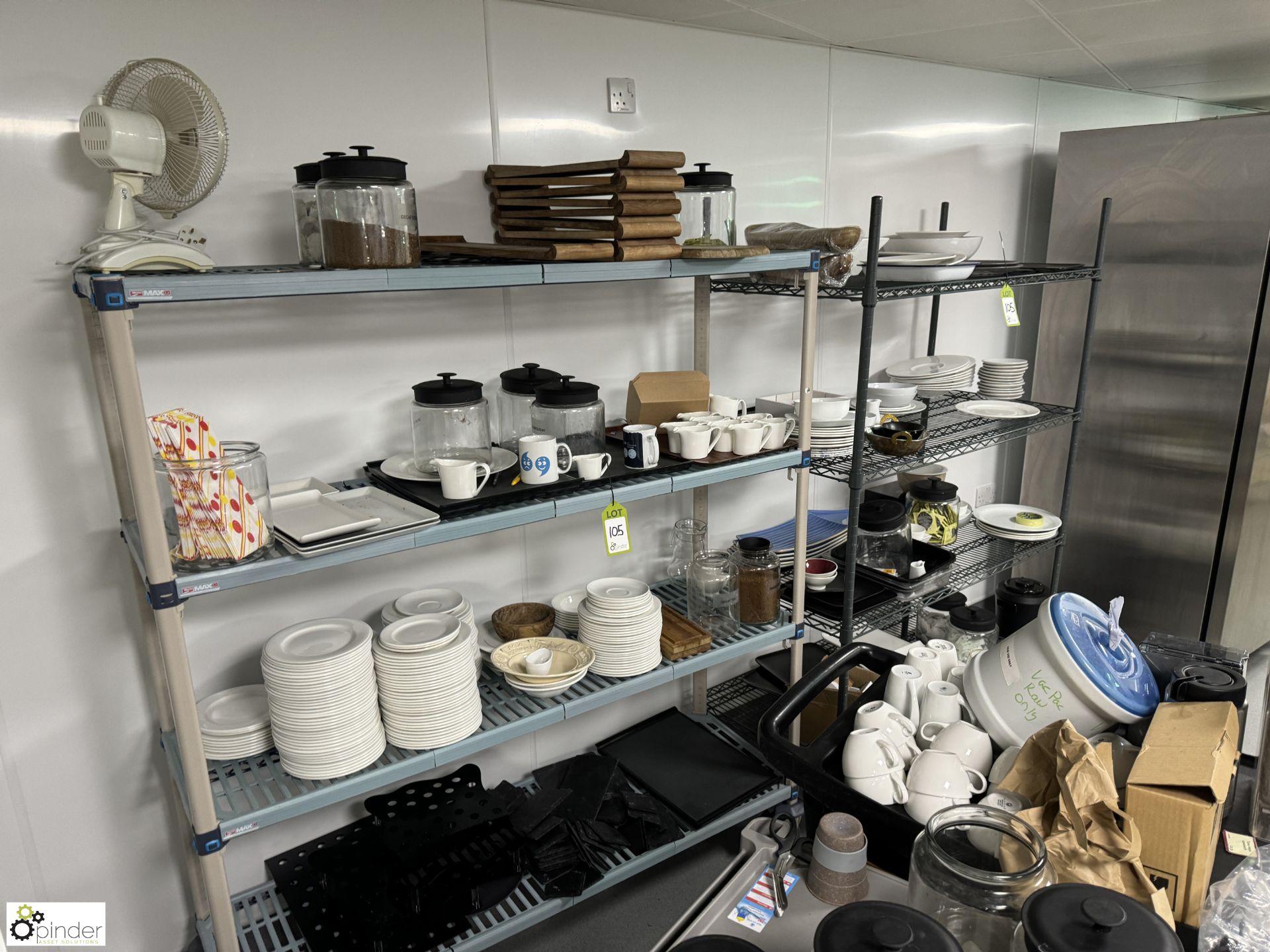 2 various Racks and Contents, including crockery, jars, etc (location in building – basement kitchen - Bild 2 aus 7