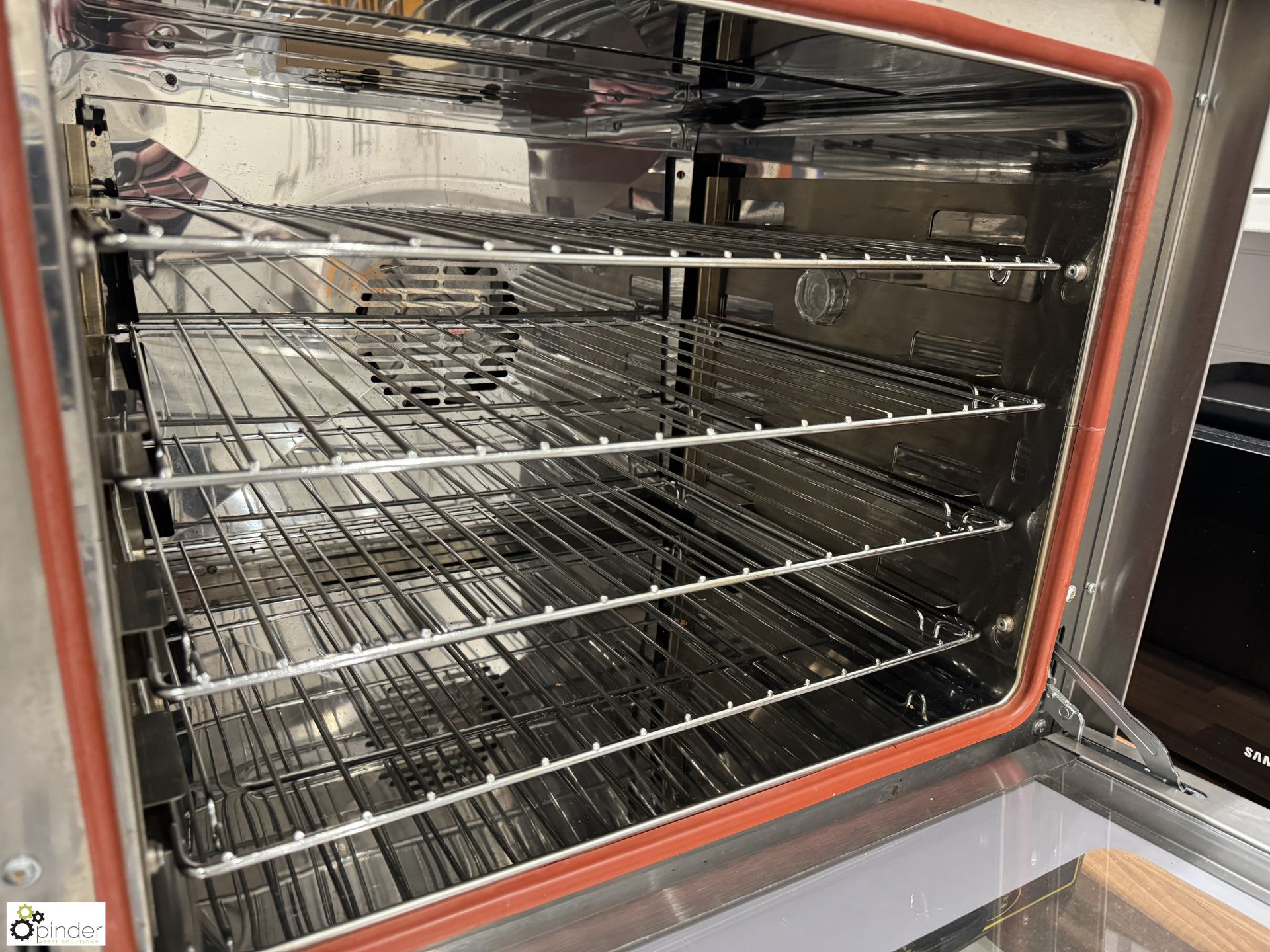 Roller Grill FC60 counter top Convection Oven, 240volts (location in building - level 22 small - Image 3 of 5