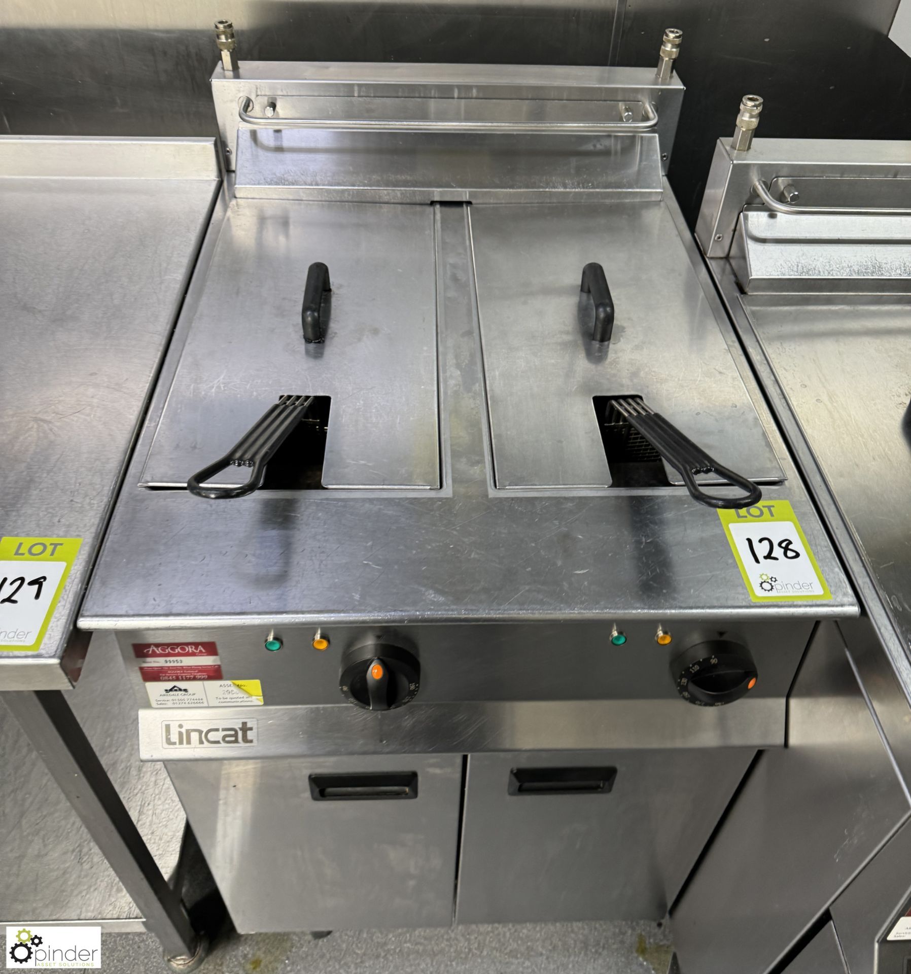 Lincat OE8113/OP2 stainless steel twin basket Deep Fat Fryer, 415volts, 600mm x 800mm x 900mm ( - Bild 2 aus 6