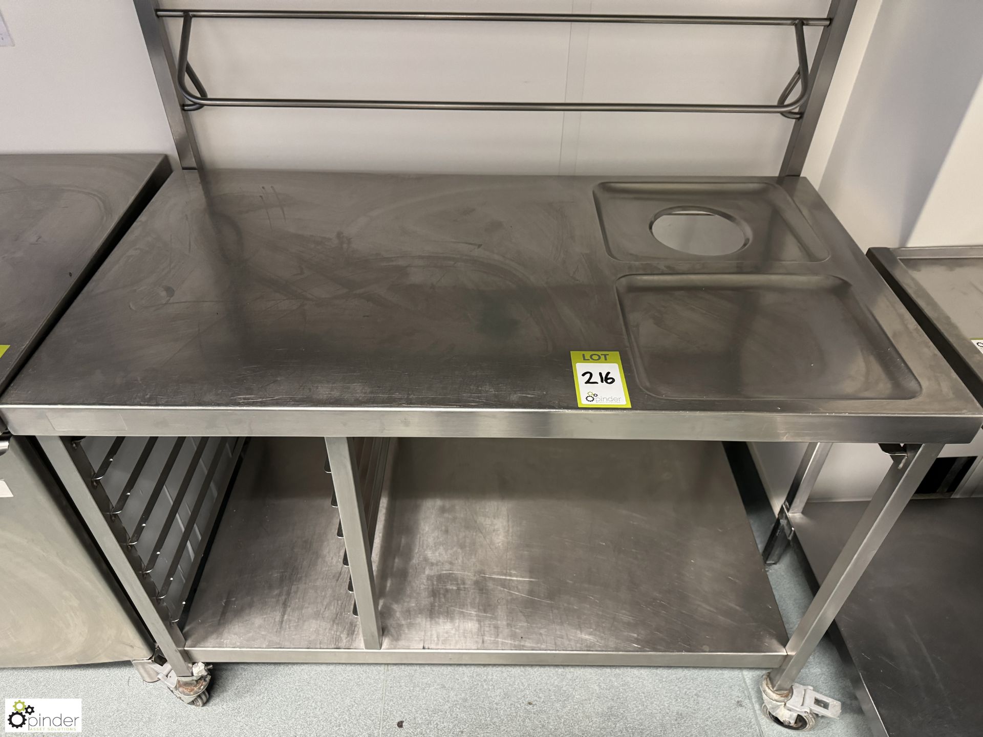 Stainless steel mobile Servery Counter, 1200mm x 650mm x 900mm, with tray storage, shelf over ( - Image 2 of 4