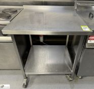 Stainless steel mobile Preparation Table, 800mm x 750mm x 900mm, with under shelf (location in