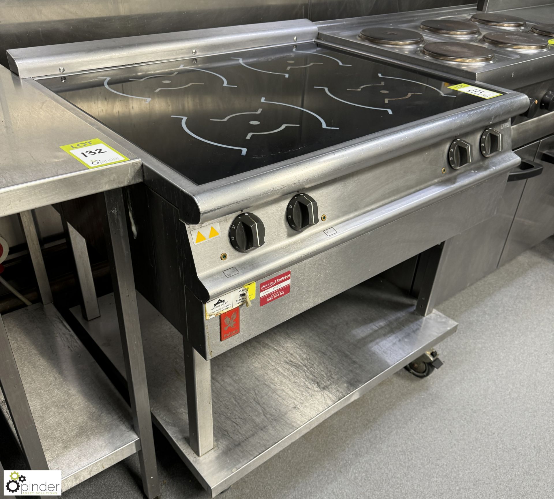 Falcon stainless steel mobile 4-ring Induction Hob, 415volts, 900mm x 800mm x 900mm (location in - Image 3 of 4