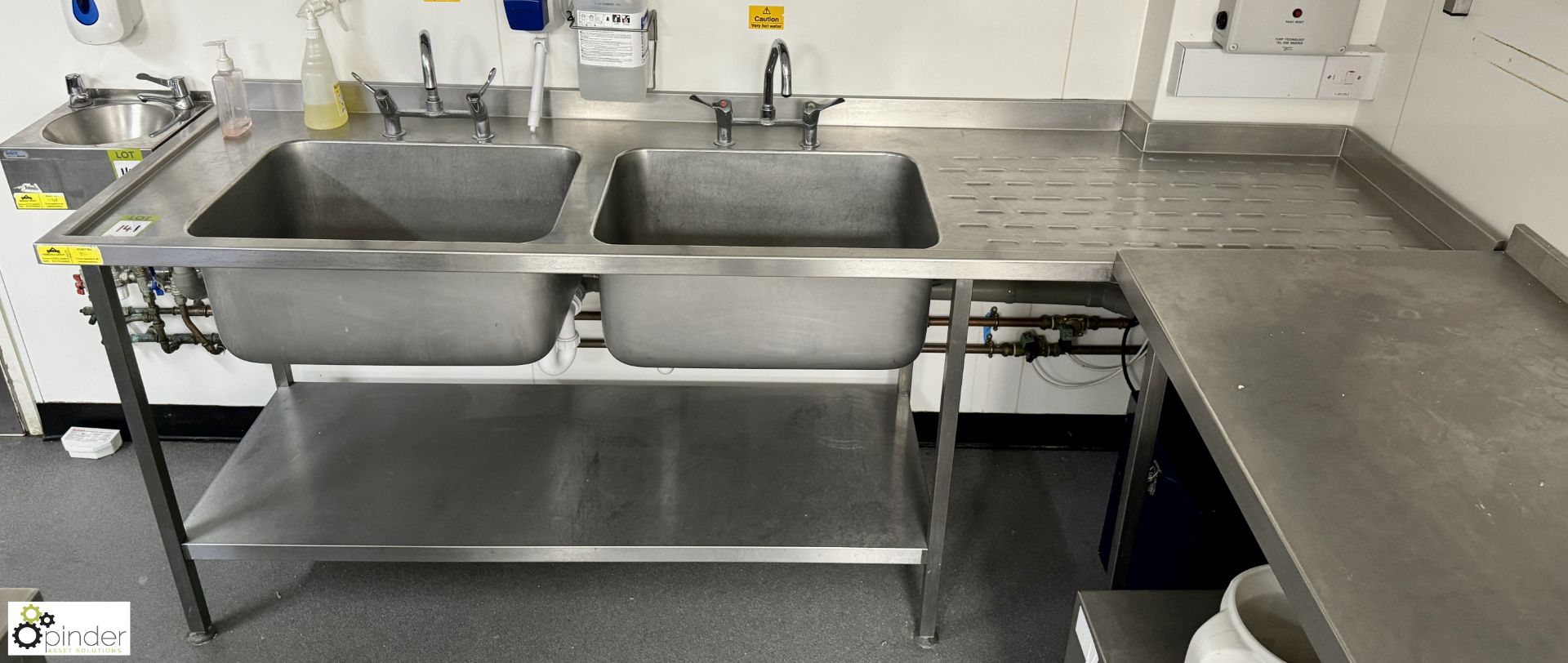 Stainless steel twin bowl Sink, 2400mm x 700mm x 880mm, with under shelf (location in building - - Image 2 of 4