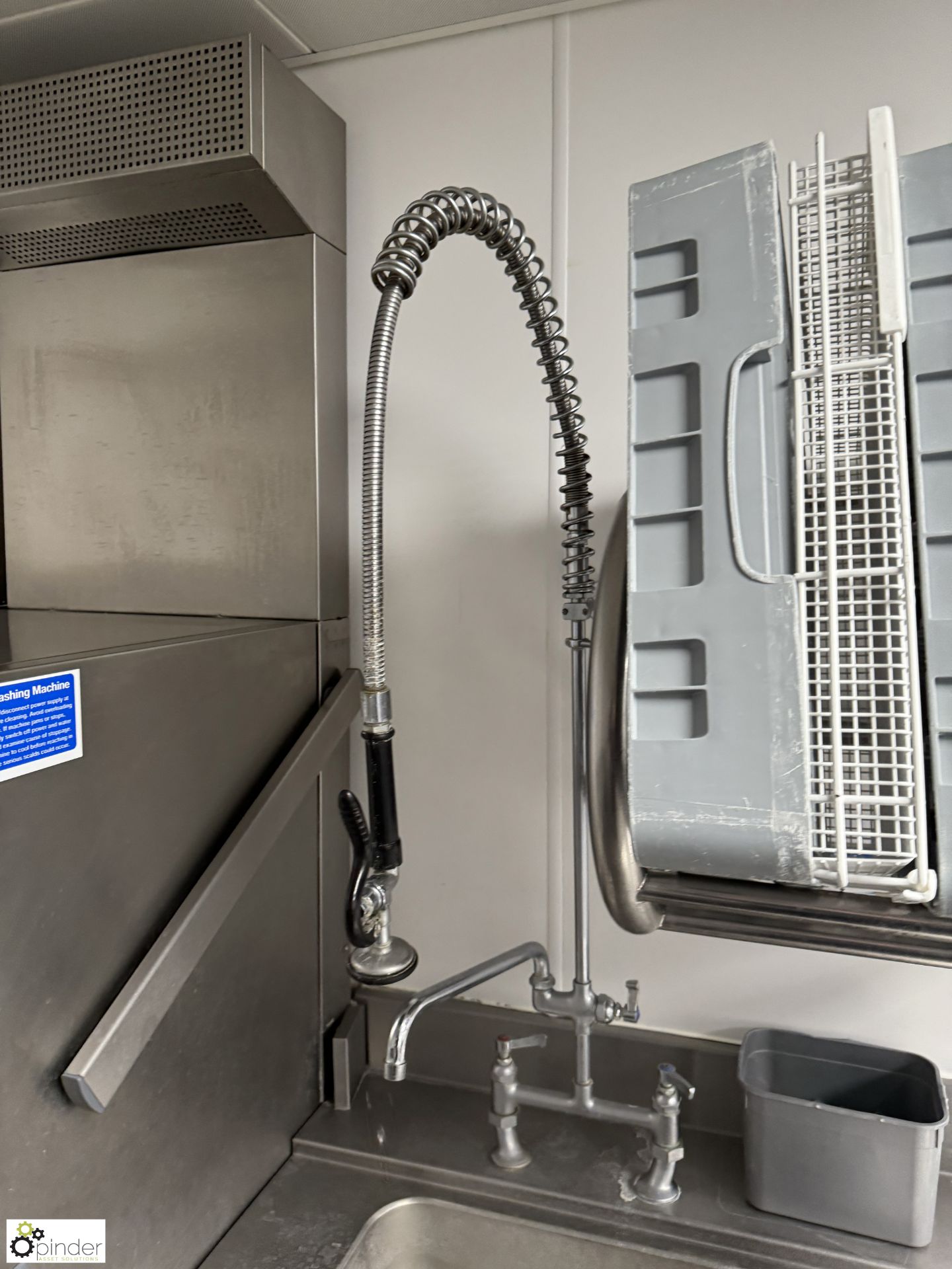 Commercial Dish Wash System, comprising Winterhalter stainless steel single tray dishwasher - Bild 5 aus 11