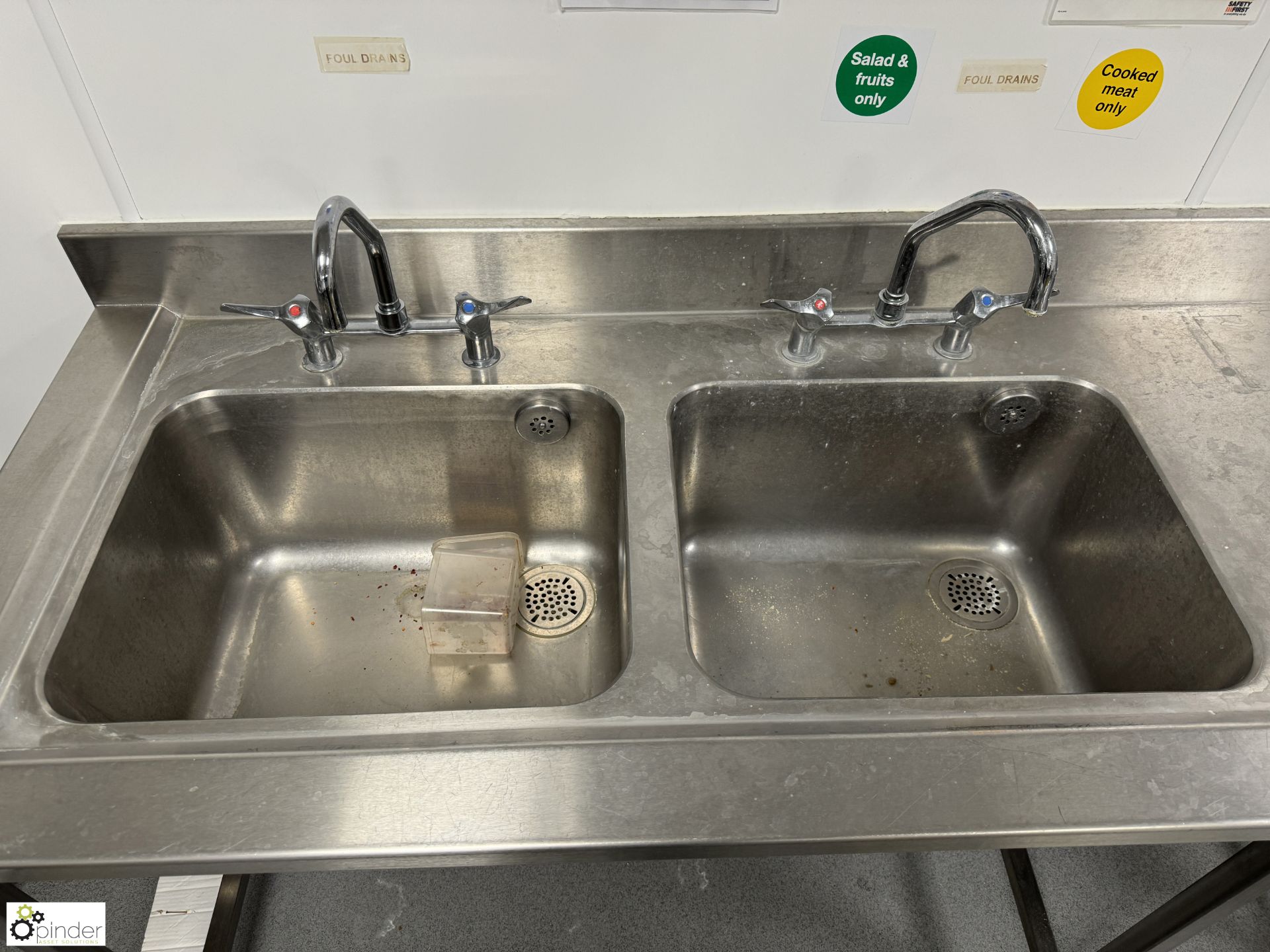 Stainless steel twin bowl Sink, 1800mm x 700mm x 900mm (location in building – basement kitchen 2) - Bild 3 aus 4