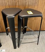 Pair Brunner high Stools, dark brown (location in building – level 22)