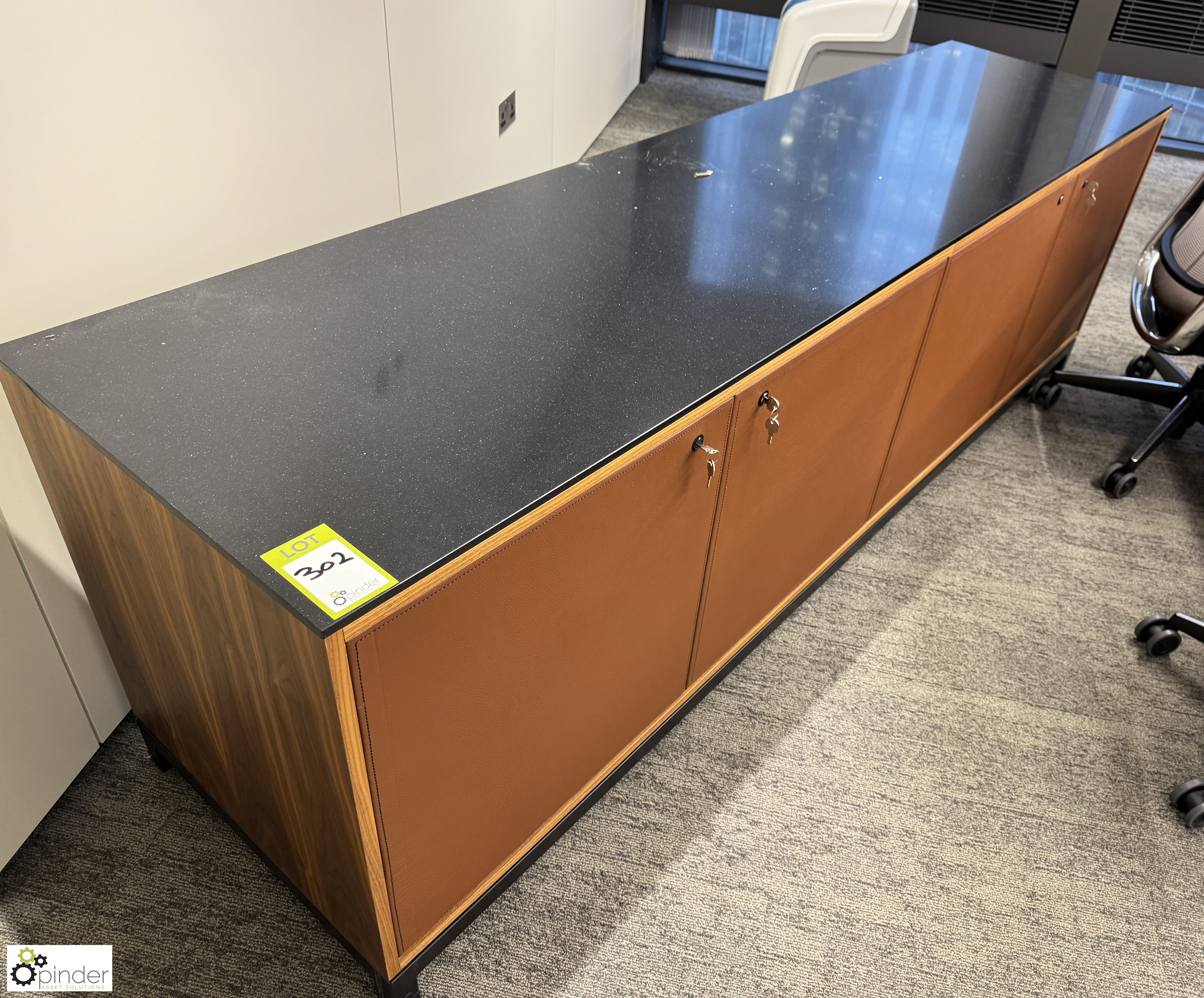 Cherry veneer, 4-door Credenza, 2400mm x 600mm x 750mm, with granite top and including fridge ( - Image 2 of 6