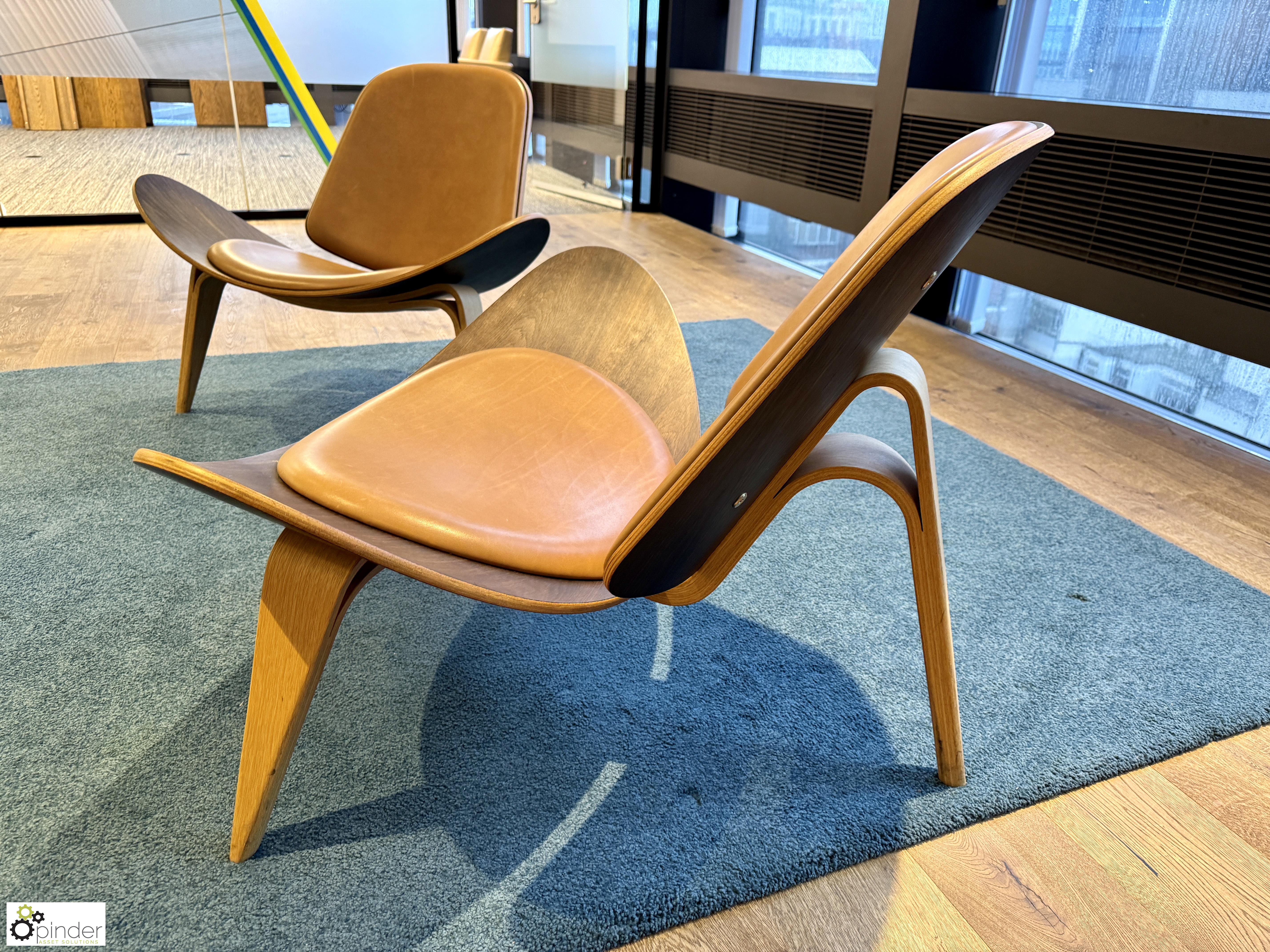 Carl Hansen & Son Shell Chair, “The Smiling Chair”, designed by Hans J Wegner, serial number - Image 3 of 7