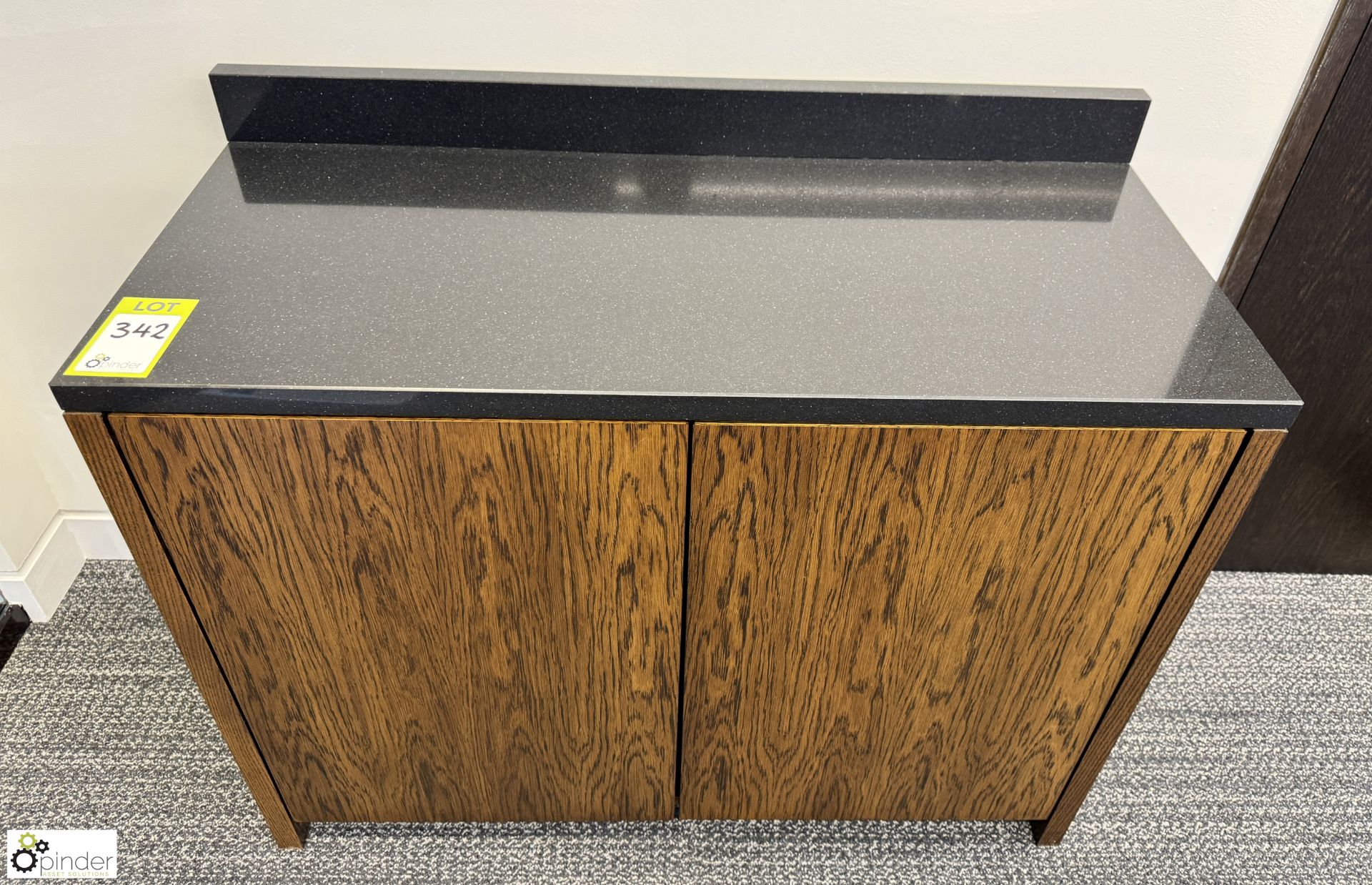 Mahogany double door Cabinet, 1000mm x 450mm x 745mm, with granite top (location in building – level - Image 2 of 4