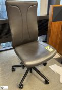 Senator leather swivel Office Chair, dark brown (location in building – level 22)