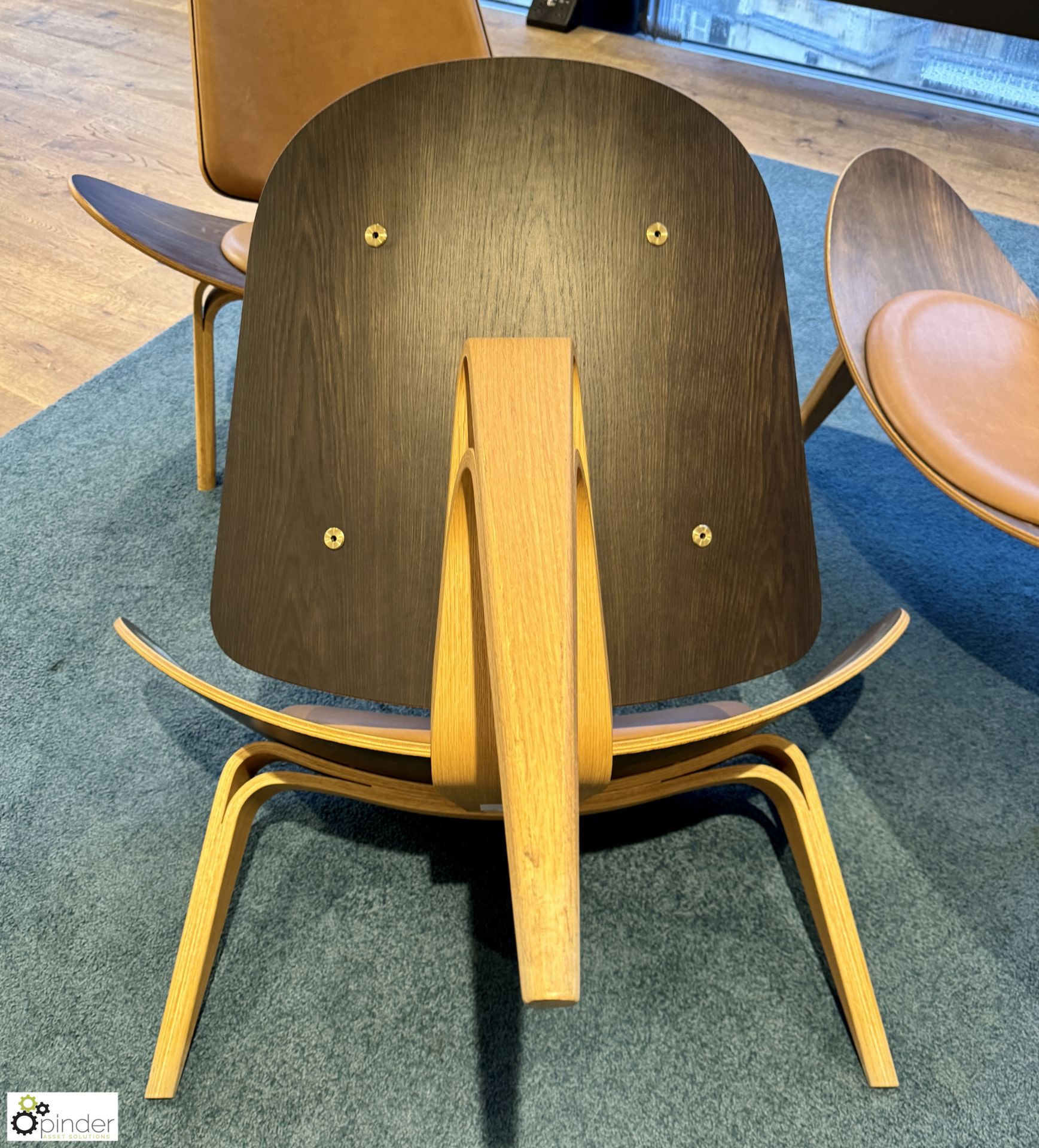 Carl Hansen & Son Shell Chair, “The Smiling Chair”, designed by Hans J Wegner, serial number - Image 4 of 7