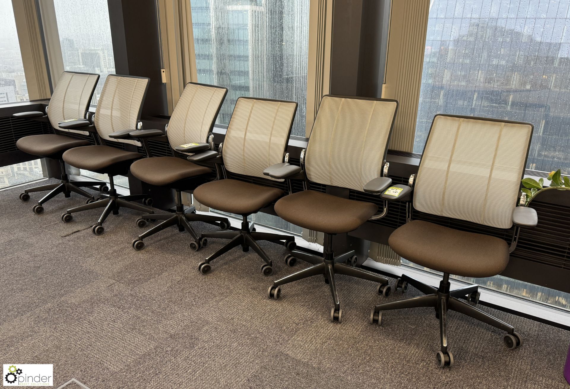 6 chrome/mesh ergonomic Armchairs (location in building – level 21)