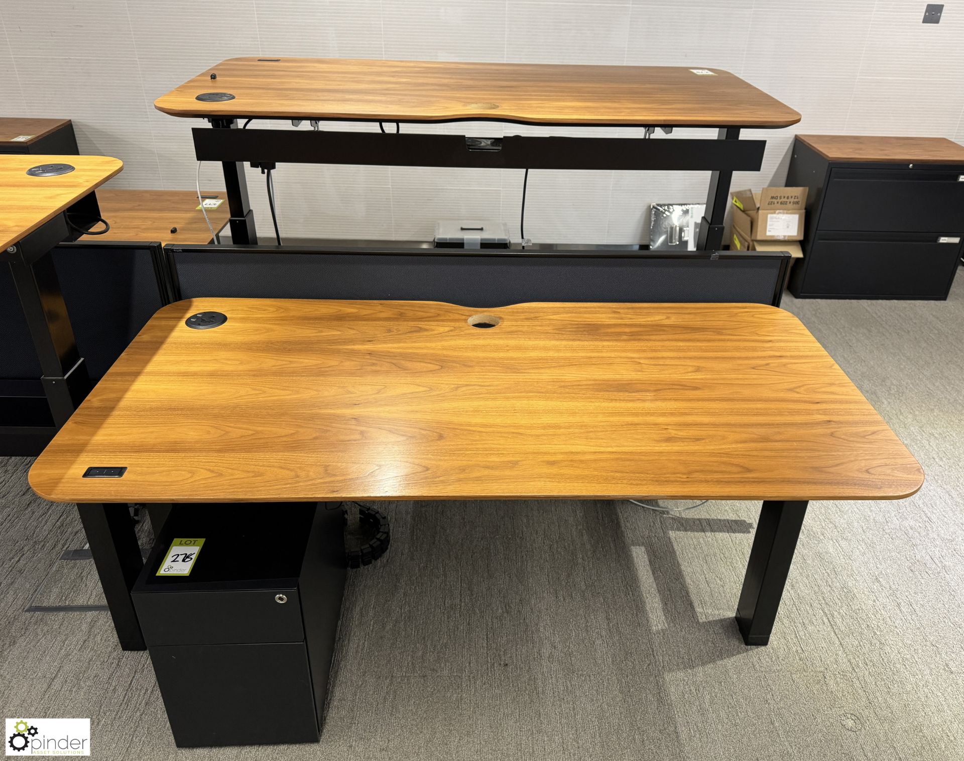 OMT back to back powered rise and fall Desks, 1600mm x 800mm per desk leaf, cherry veneer, with - Image 2 of 7