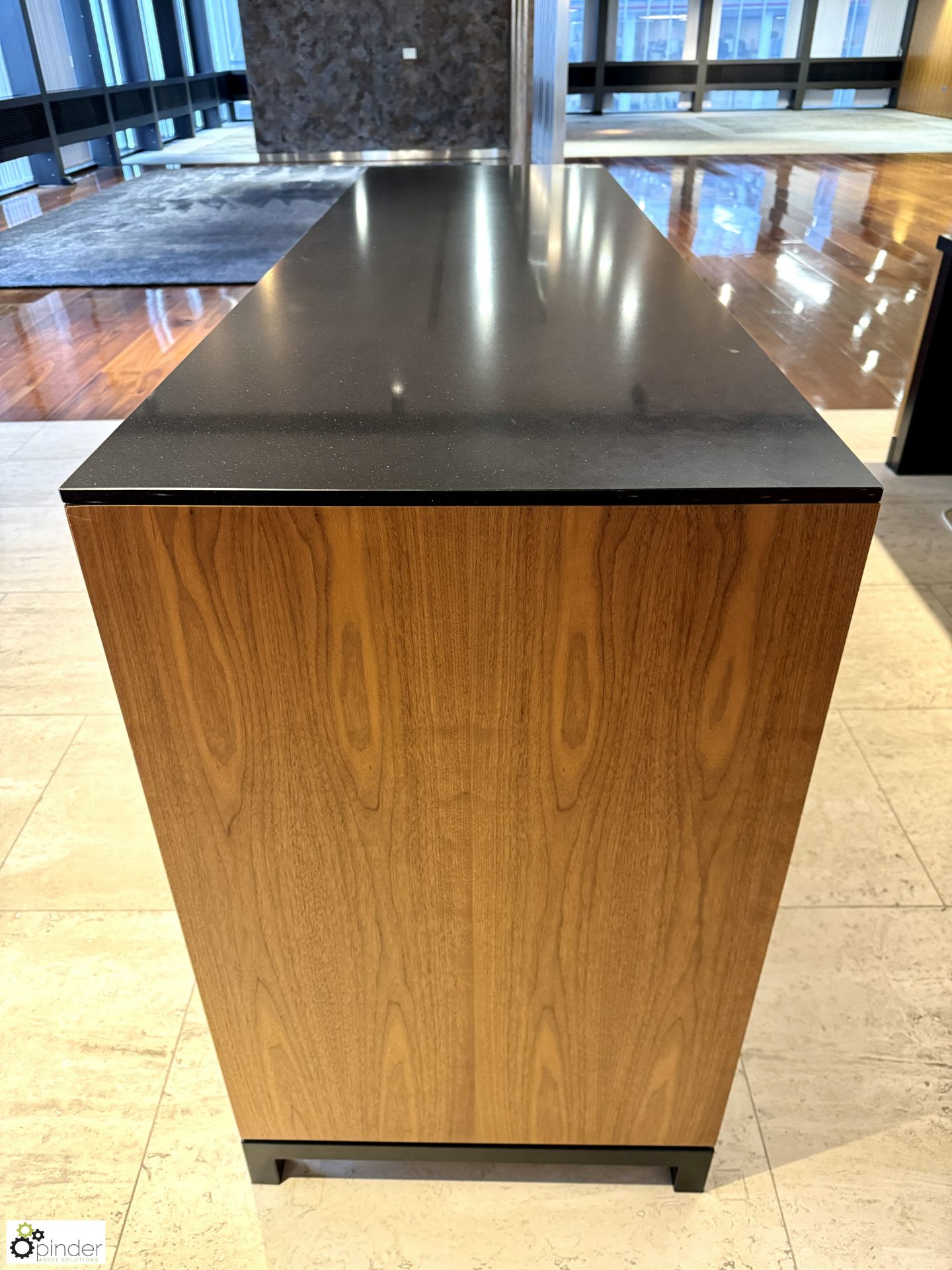 Reception Desk with granite top leather panelled front, 2760mm x 910mm x 760mm and 2-drawer mobile - Image 7 of 10