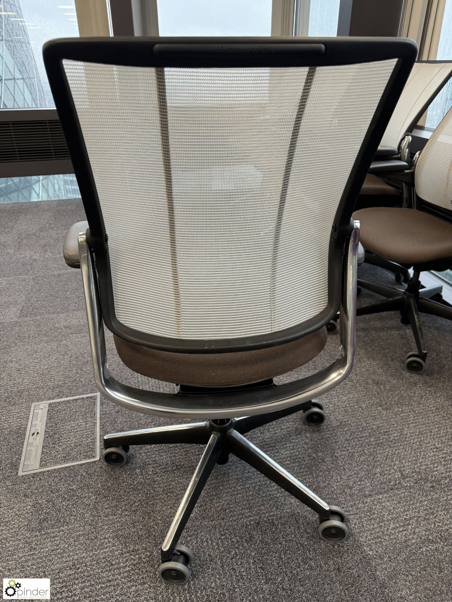 6 chrome/mesh ergonomic Armchairs (location in building – level 21) - Image 3 of 4