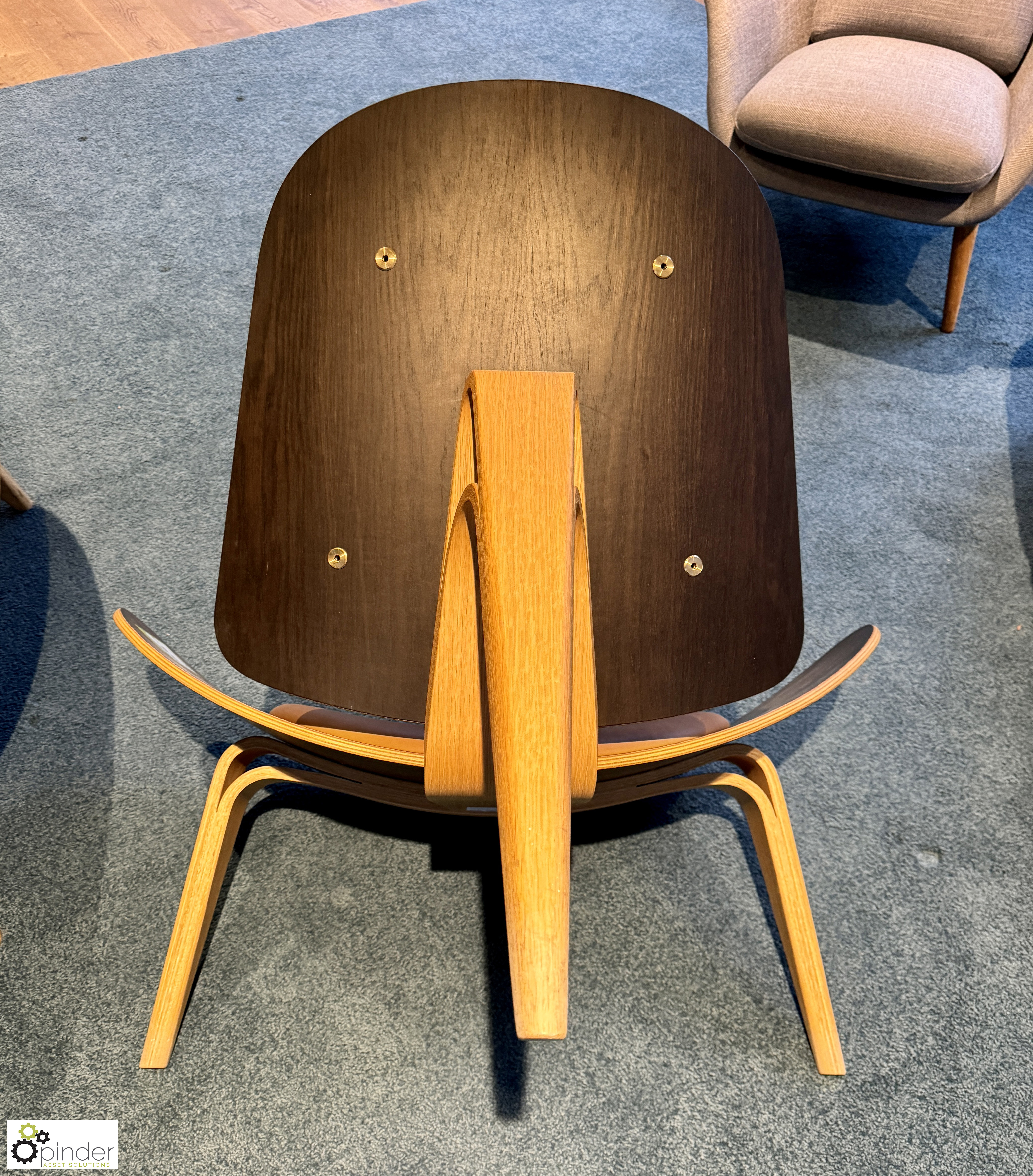 Carl Hansen & Son Shell Chair, “The Smiling Chair”, designed by Hans J Wegner, serial number - Image 4 of 7