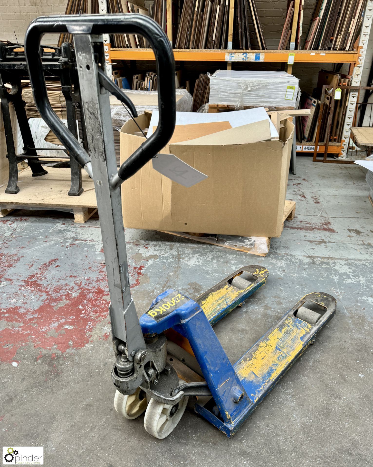 TMS short tine Pallet Truck, 2000kg - Image 2 of 3