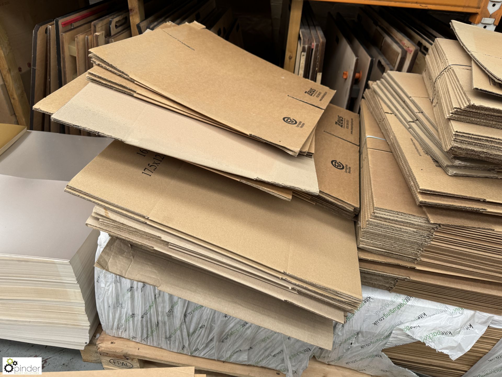 Quantity flatpack Corrugated Cardboard - Image 3 of 4