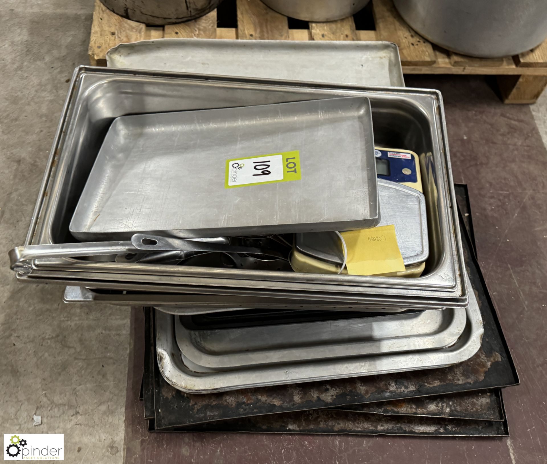 Quantity Baking Trays - Bild 2 aus 4