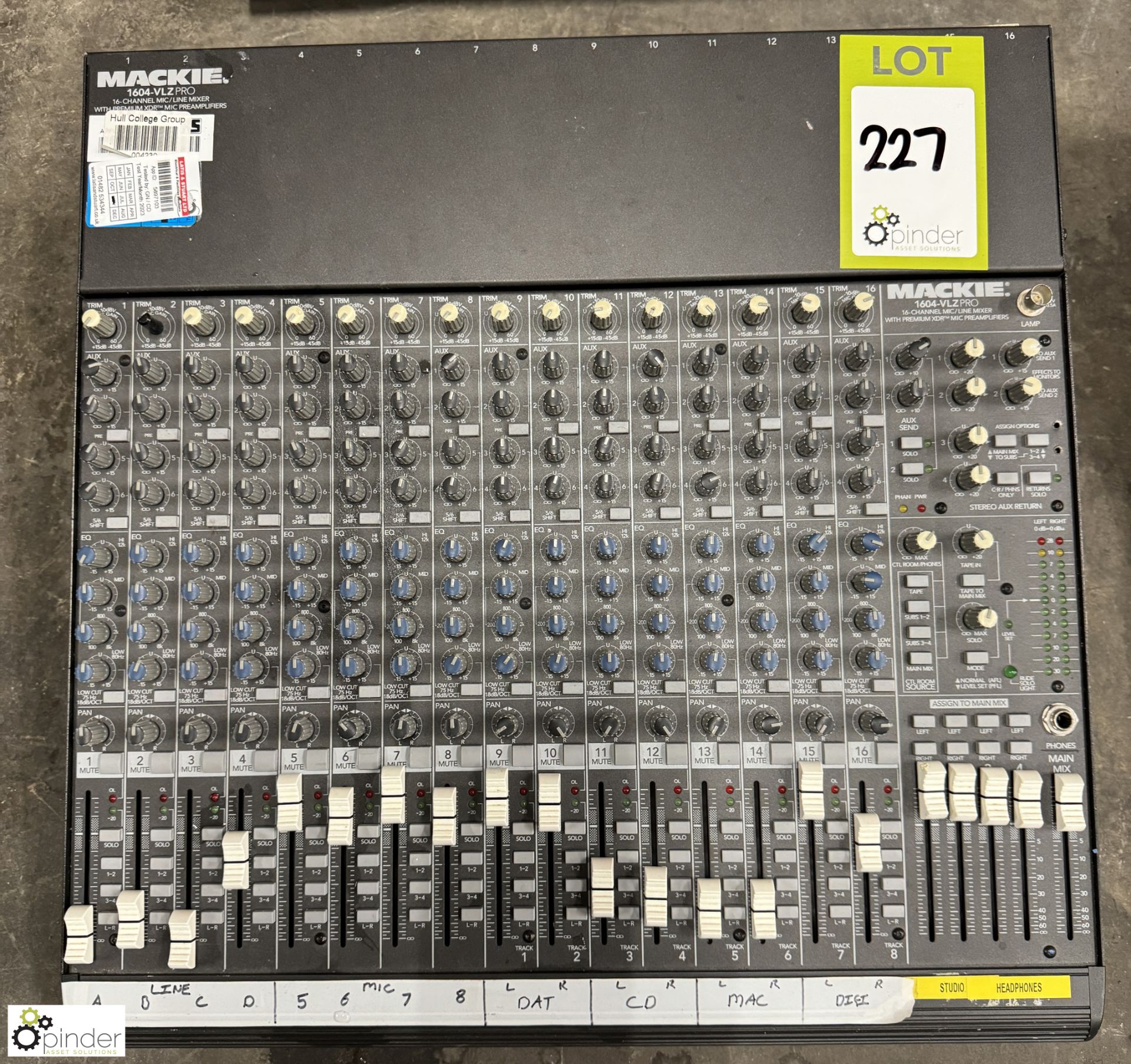 Mackie 1604-VLZ PRO 16-channel Mixer