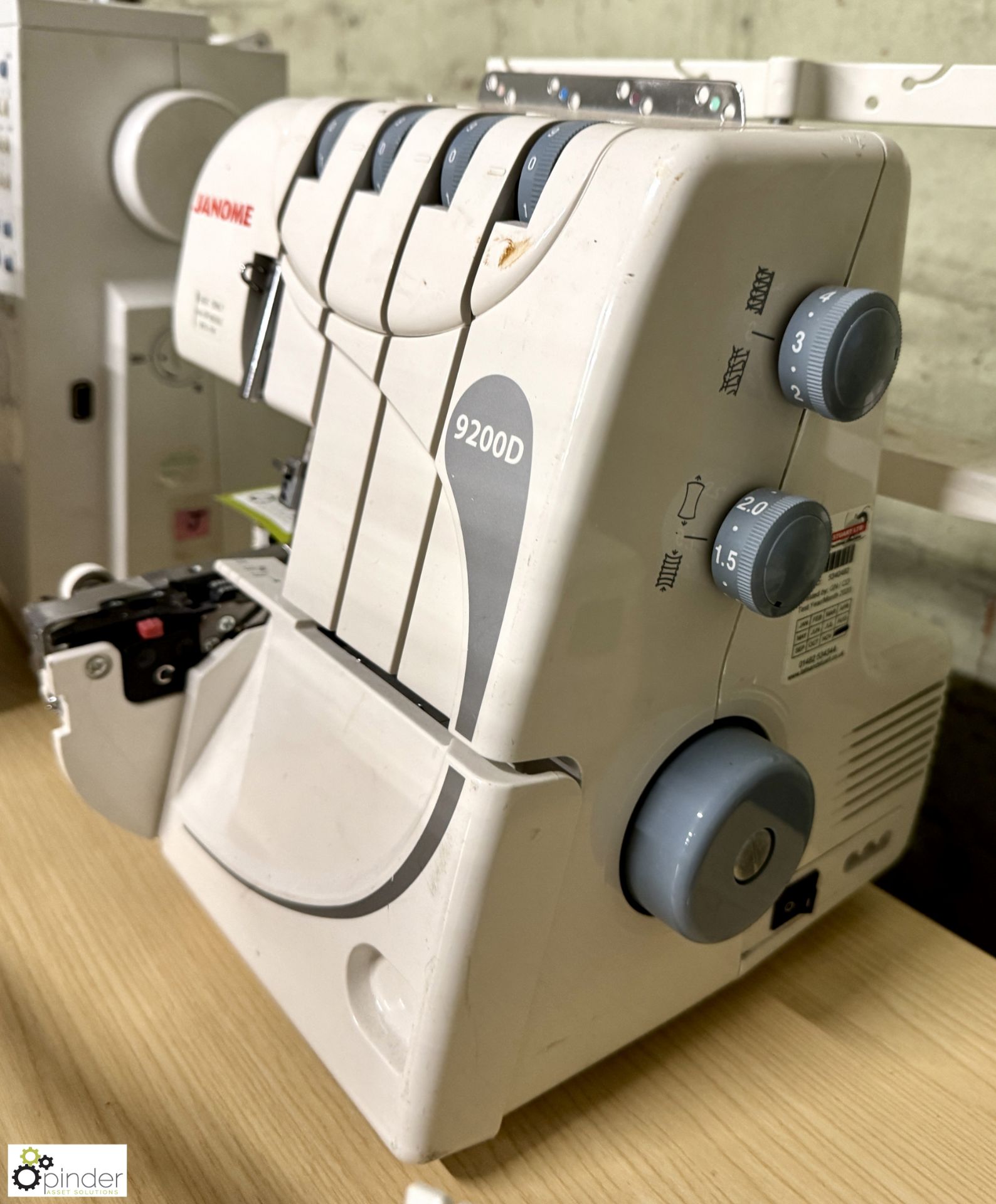 Janome 9200D Domestic 4-thread Overlocker, 240volts (no power leads or foot controls) - Image 2 of 3