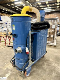 Delfin D/G150 heavy duty Industrial Vacuum Cleaner, 415volts