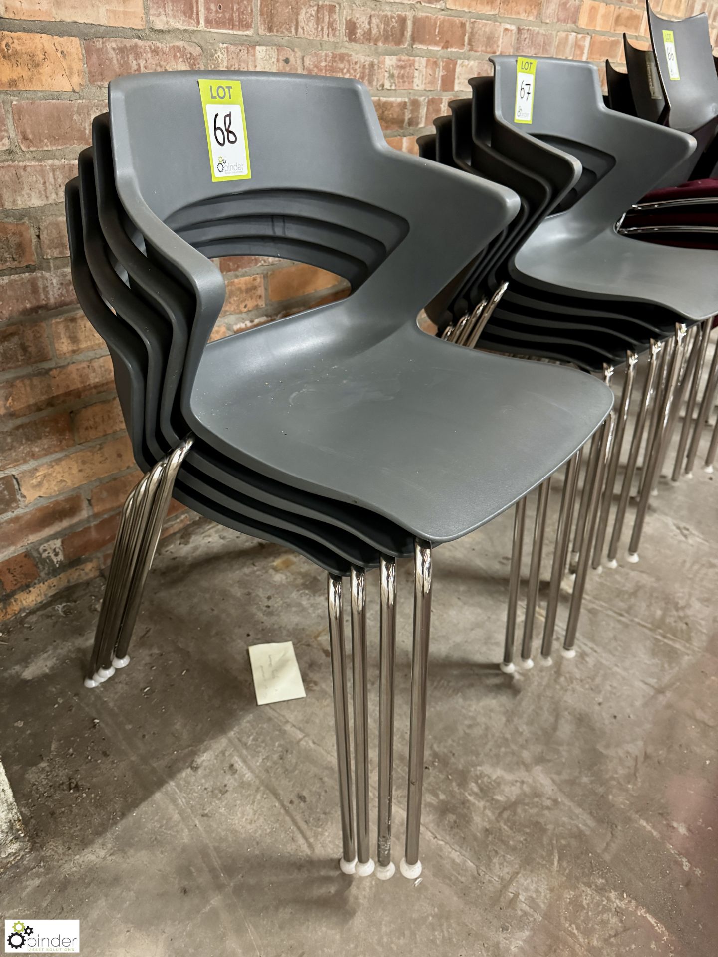 4 chrome framed stacking Meeting Chairs - Image 2 of 3