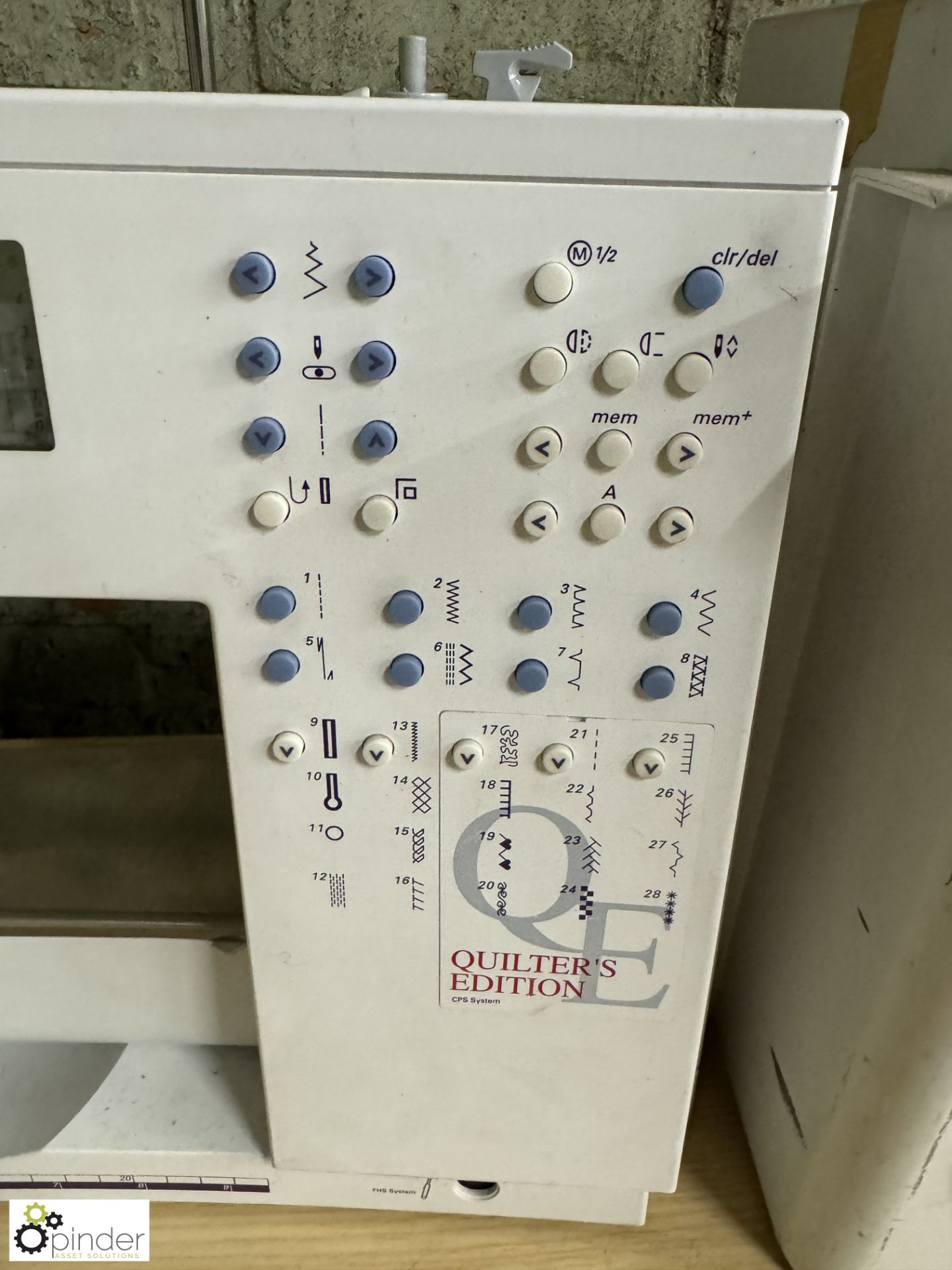 Bermina Virtuosa 153 Programmable Domestic Lockstitch, 240volts (no power leads or foot controls) - Image 3 of 4
