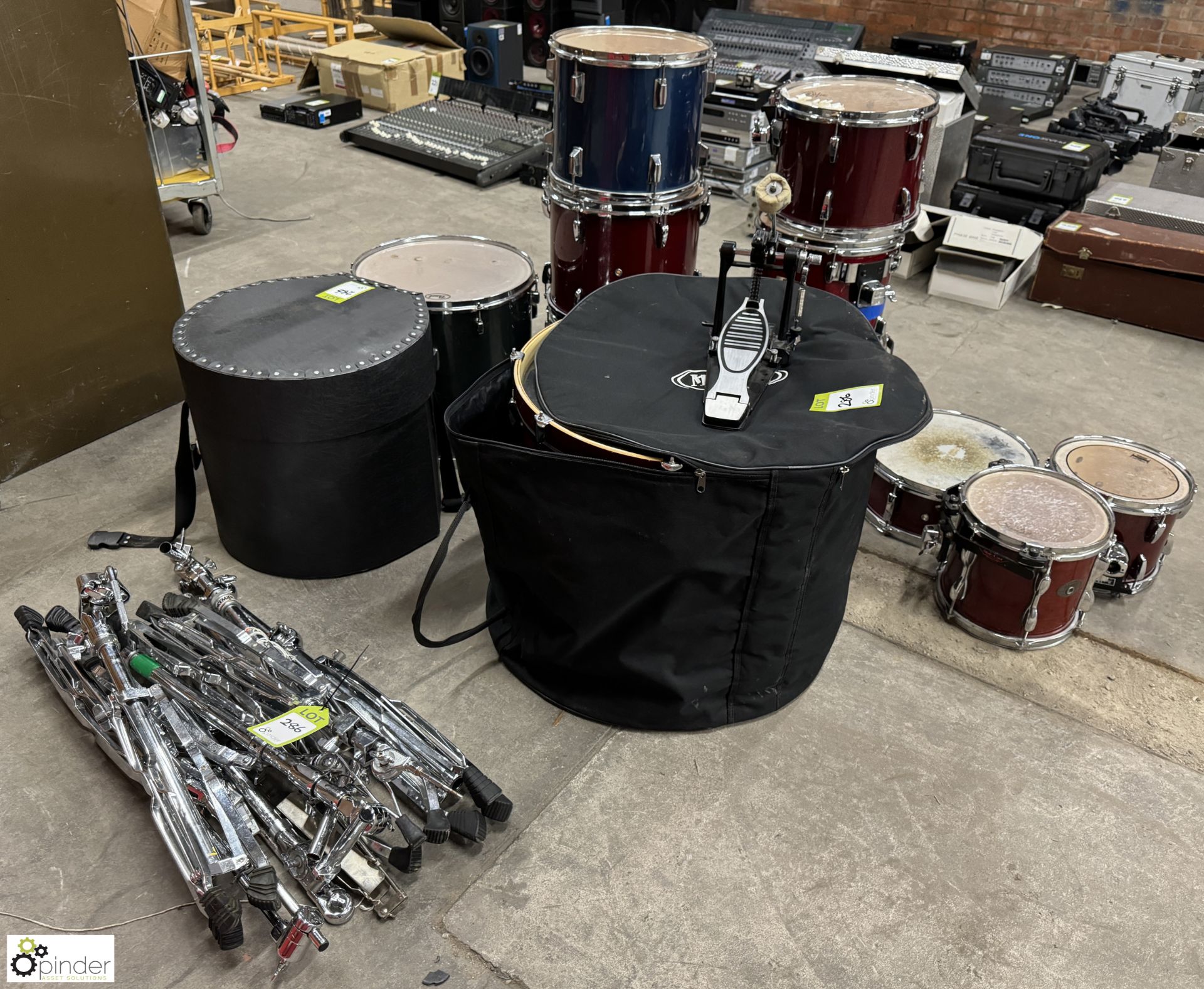 Quantity various Drums including Pearl bass drum, snares, side drums, toms, bass kicker and quantity - Image 2 of 12