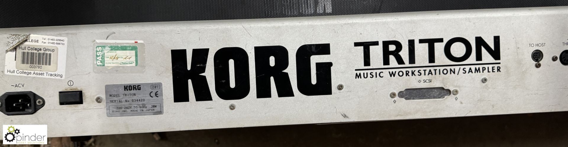 Korg Triton Keyboard - Image 5 of 7