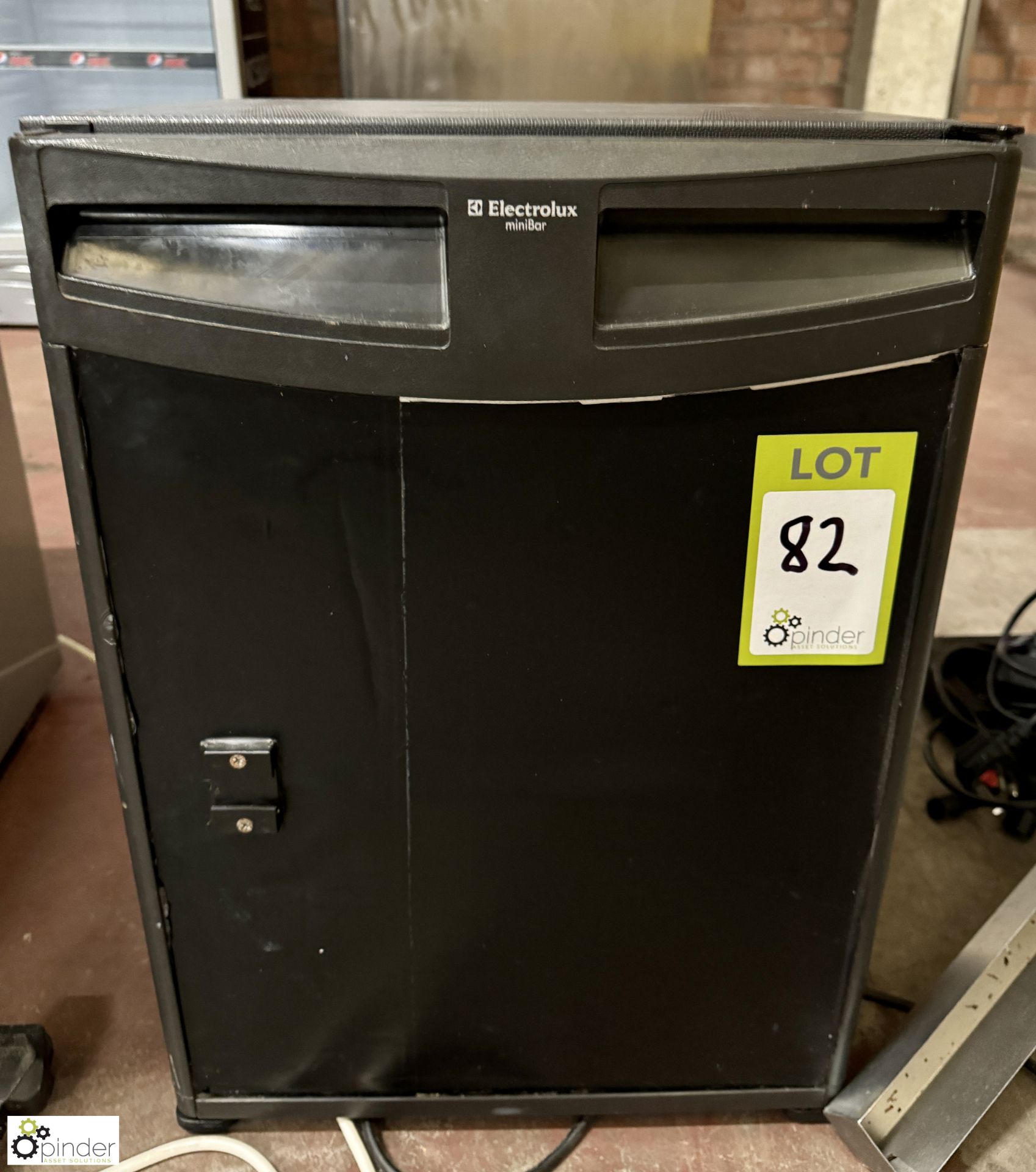 Electrolux counter top Fridge, 240volts