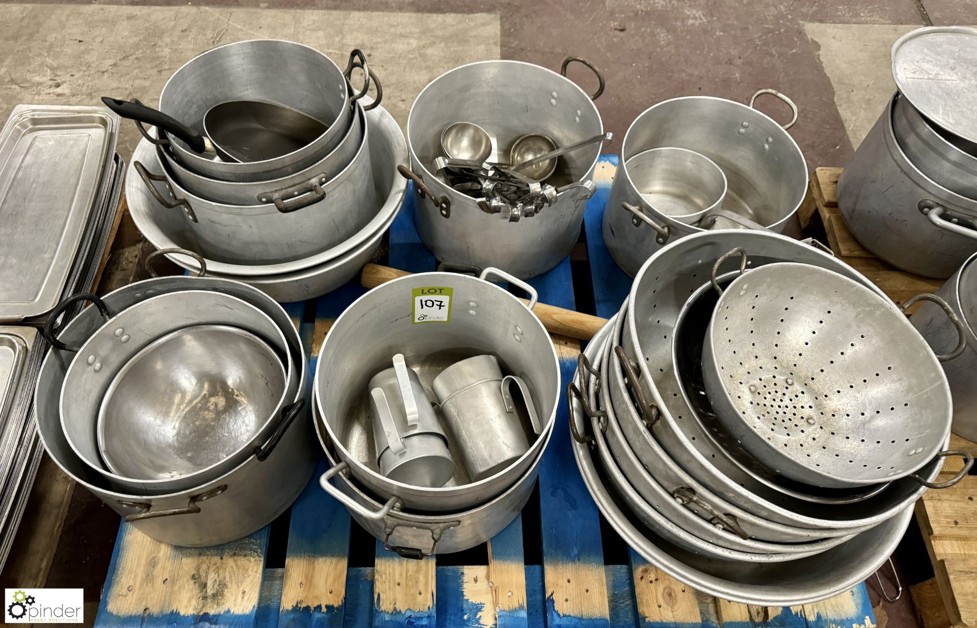 Quantity Cooking Pots, Bowls and Colanders, to pallet - Image 4 of 6