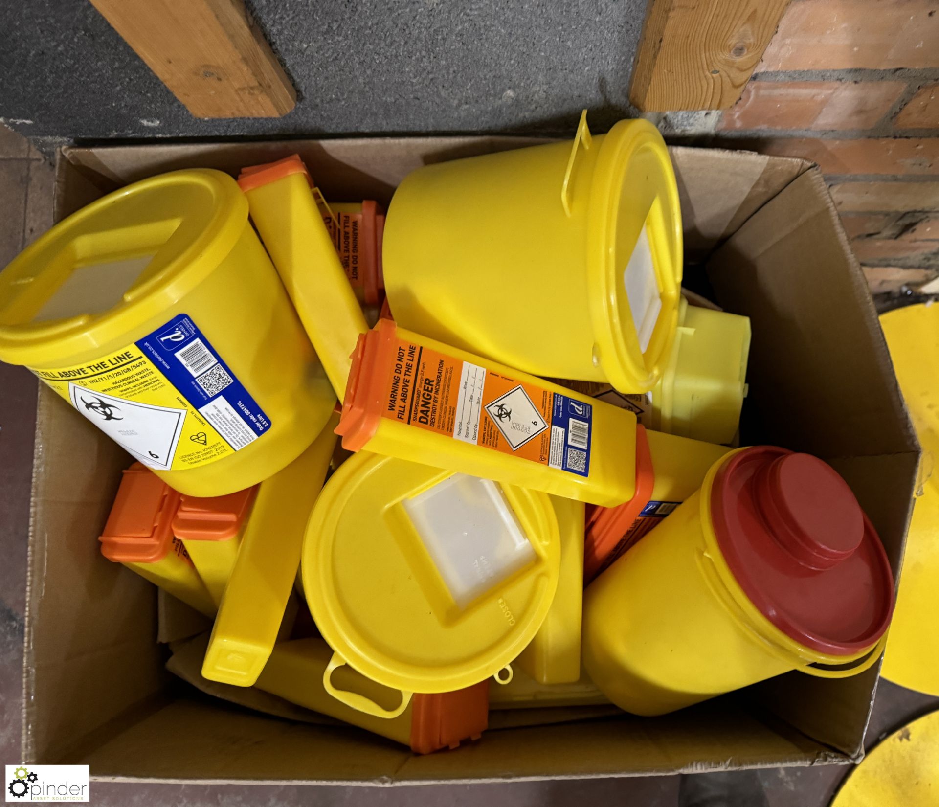 Quantity various Sharps Bins, to box - Image 4 of 5